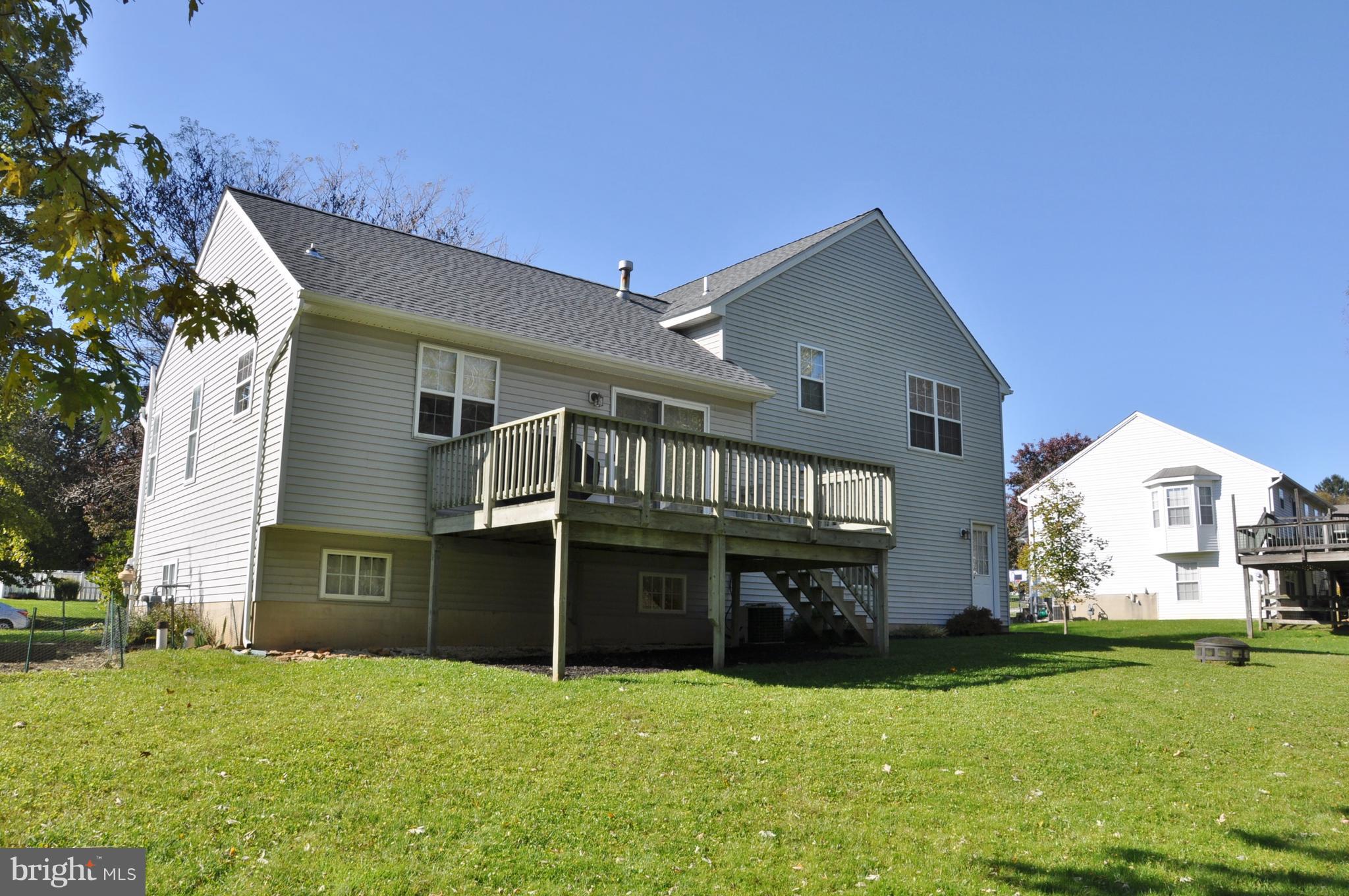 ICE HOUSE ESTATES - Residential