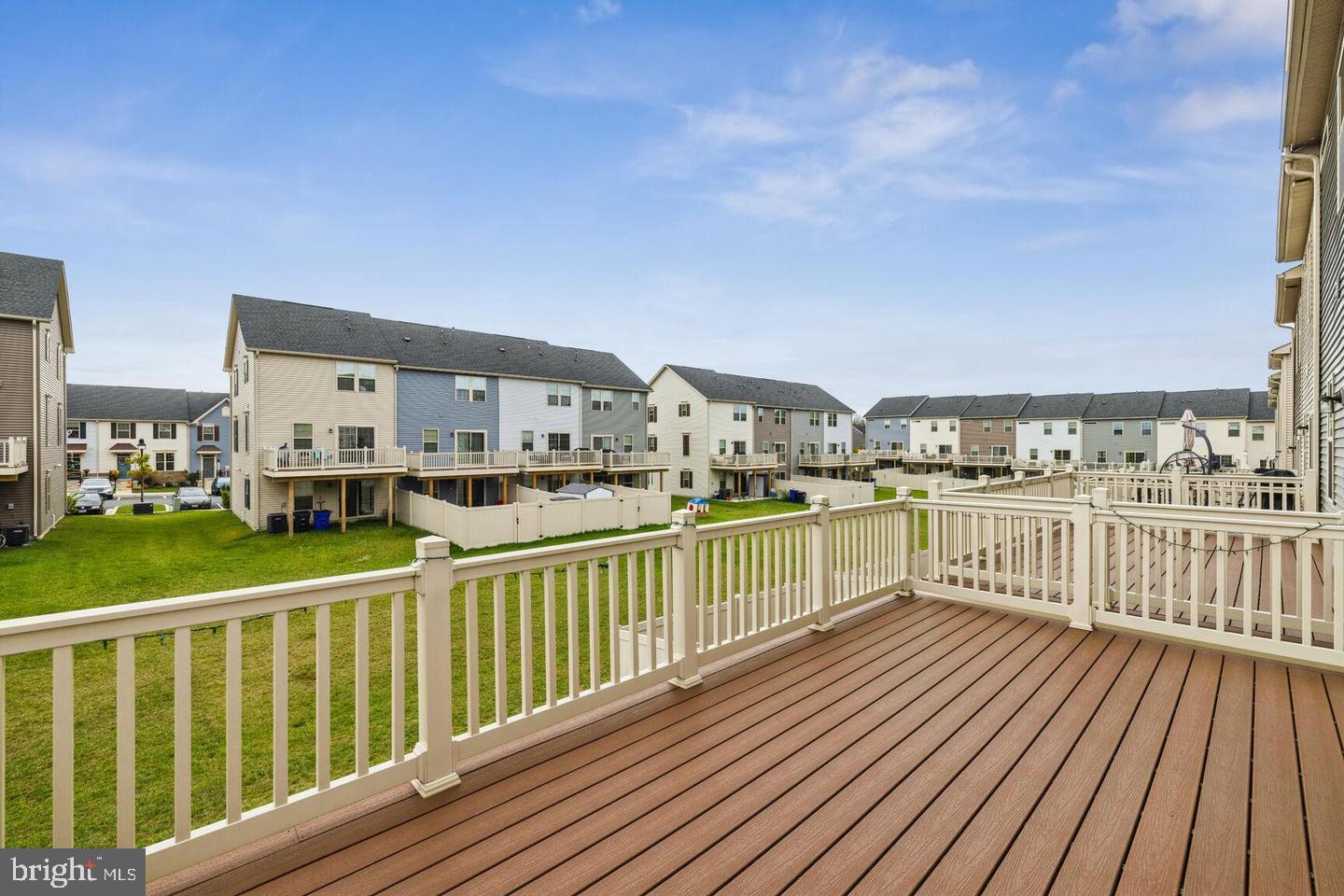 LAKE LINGANORE - Residential Lease