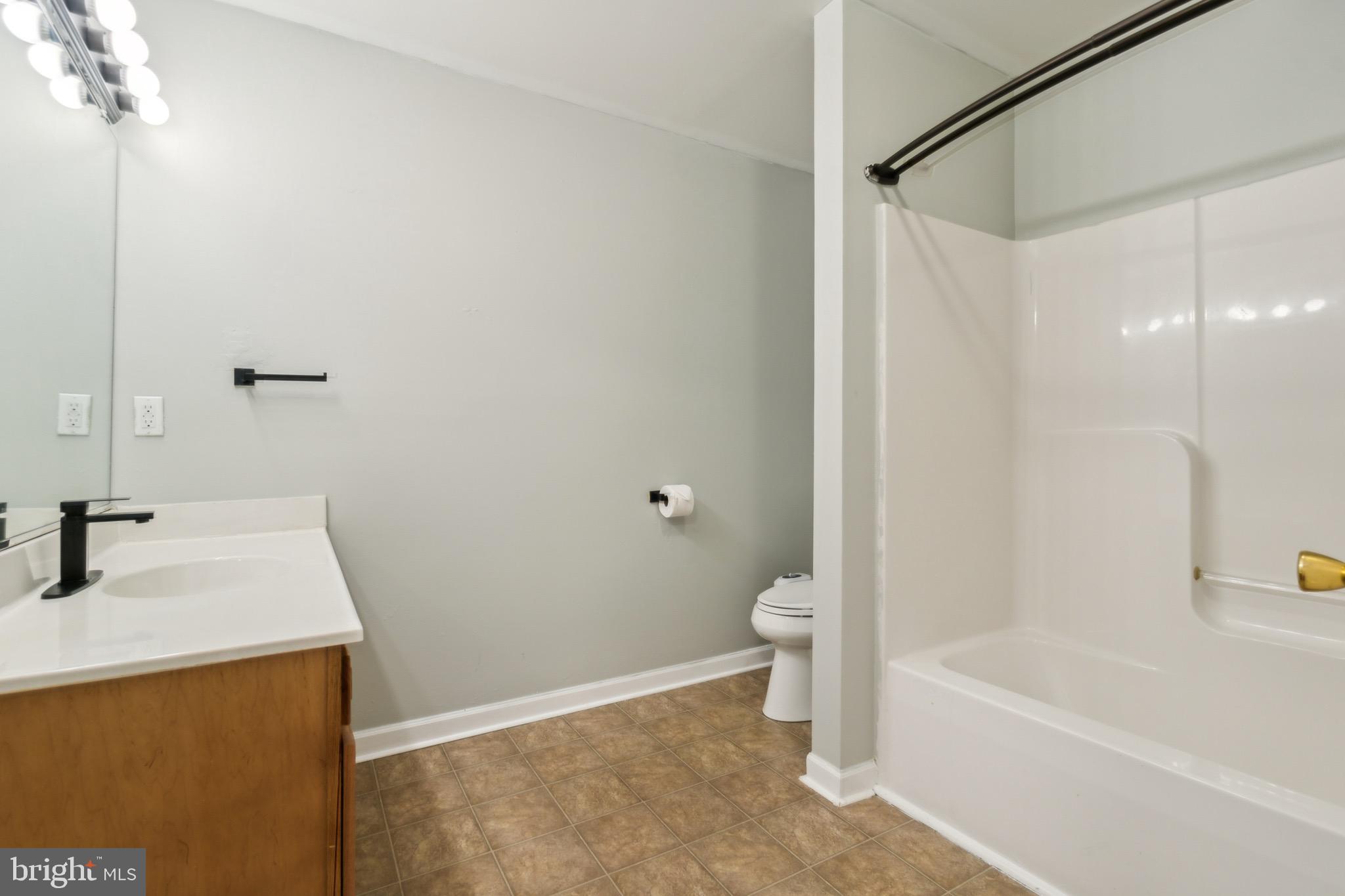 PRINCETON SHOALS - Residential