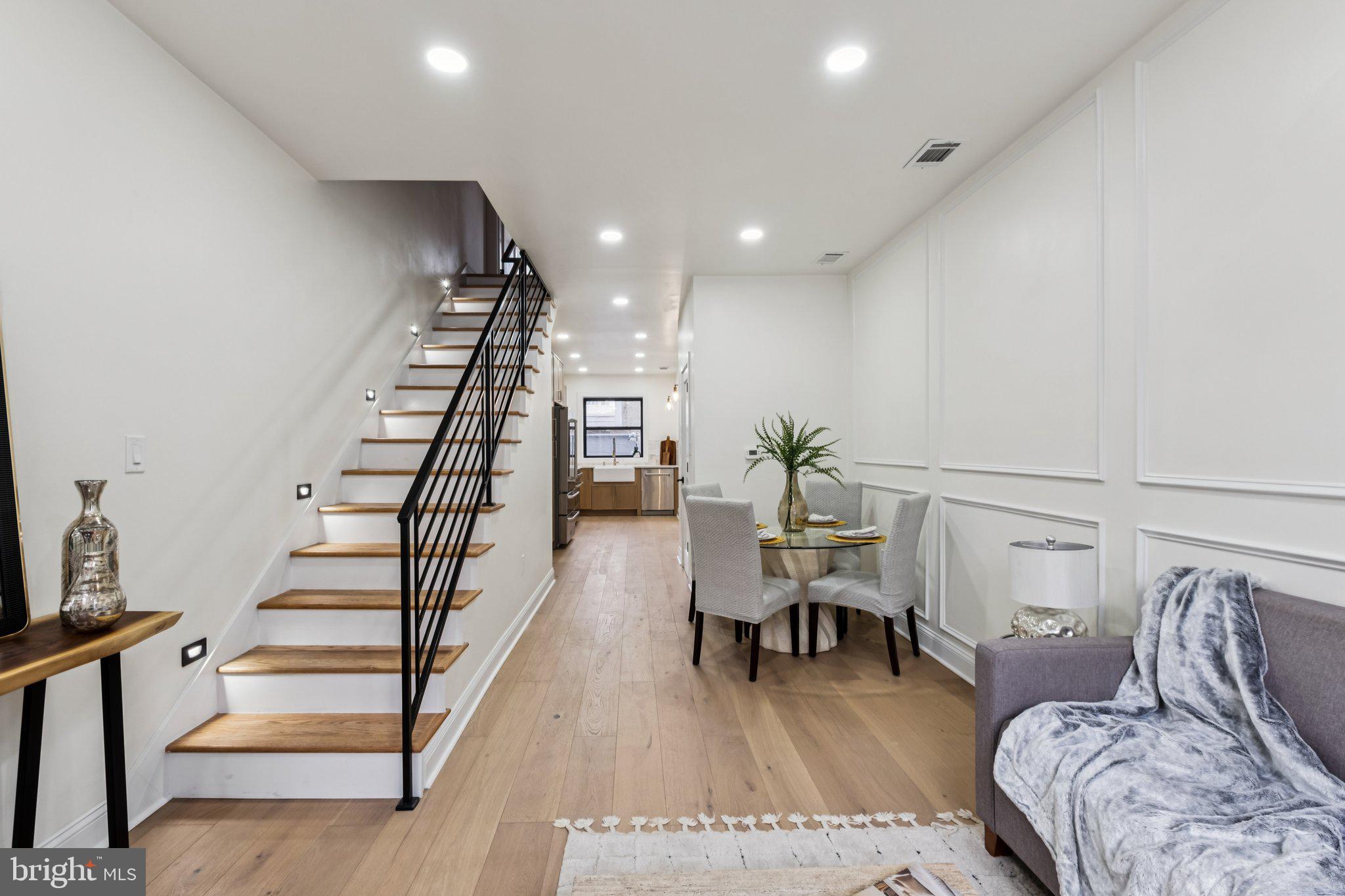 PASSYUNK SQUARE - Residential