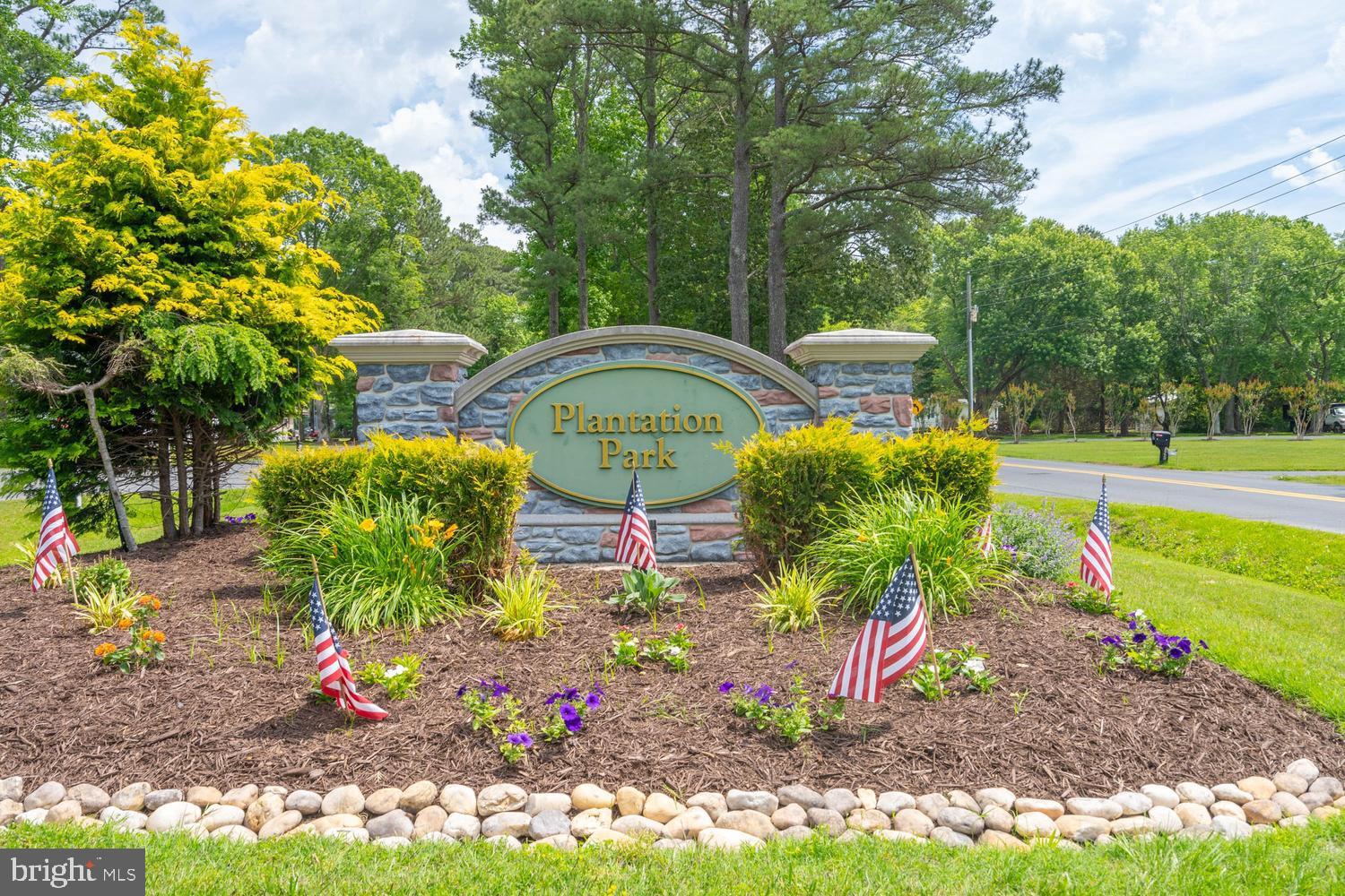 PLANTATION PARK - Residential
