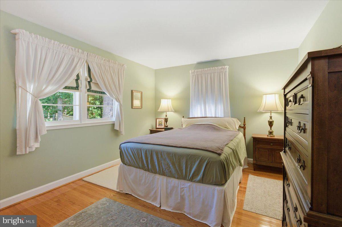 CRESTWOOD MANOR - Residential