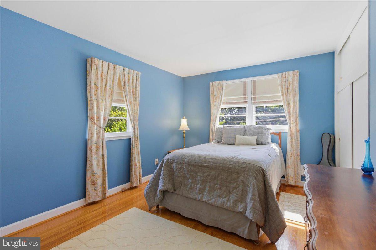 CRESTWOOD MANOR - Residential