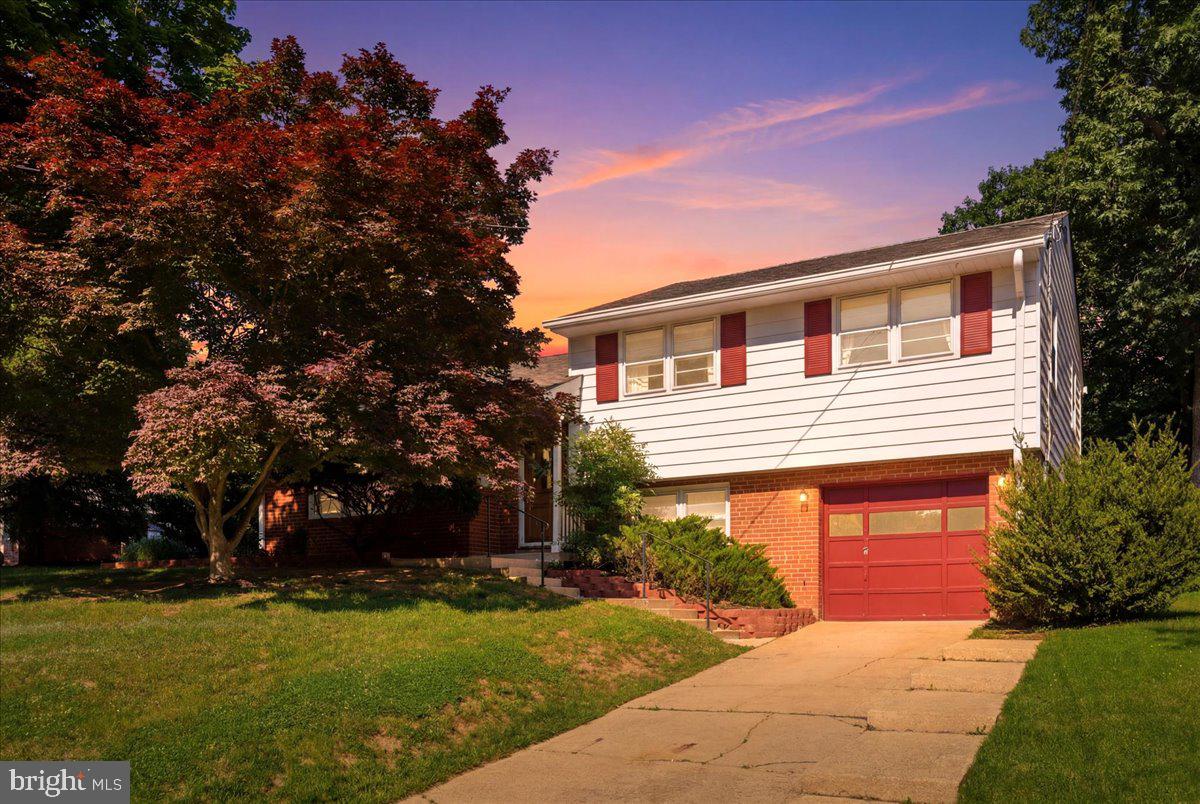 CRESTWOOD MANOR - Residential