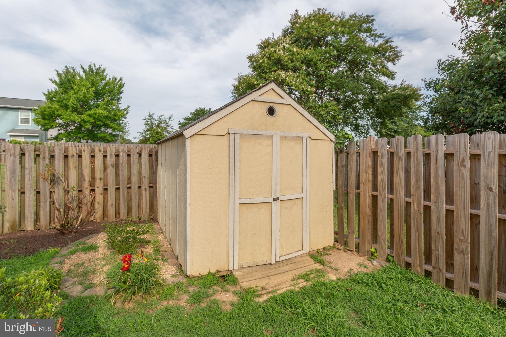 BREEZEWOOD FOREST EAST - Residential