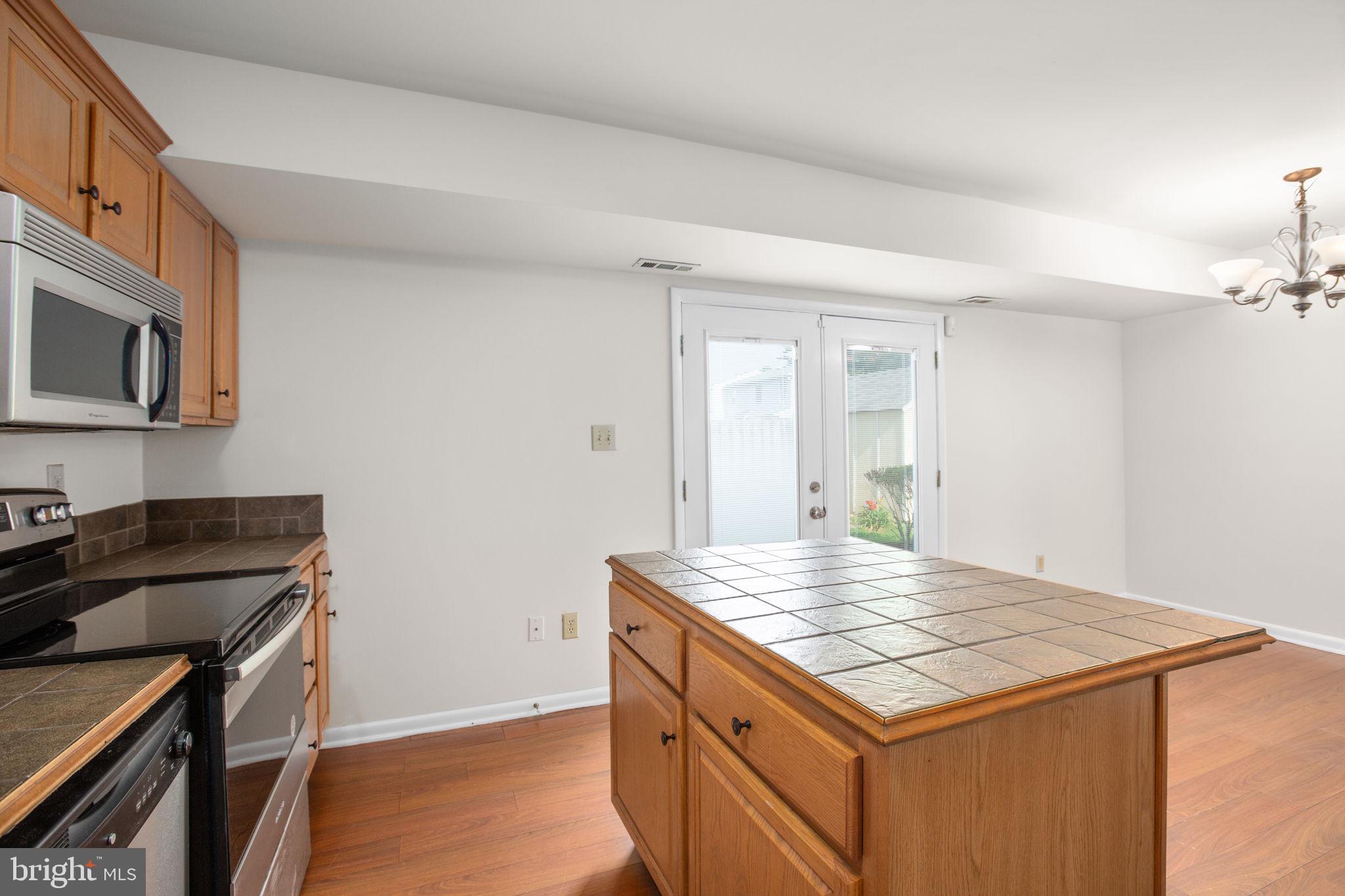 BREEZEWOOD FOREST EAST - Residential