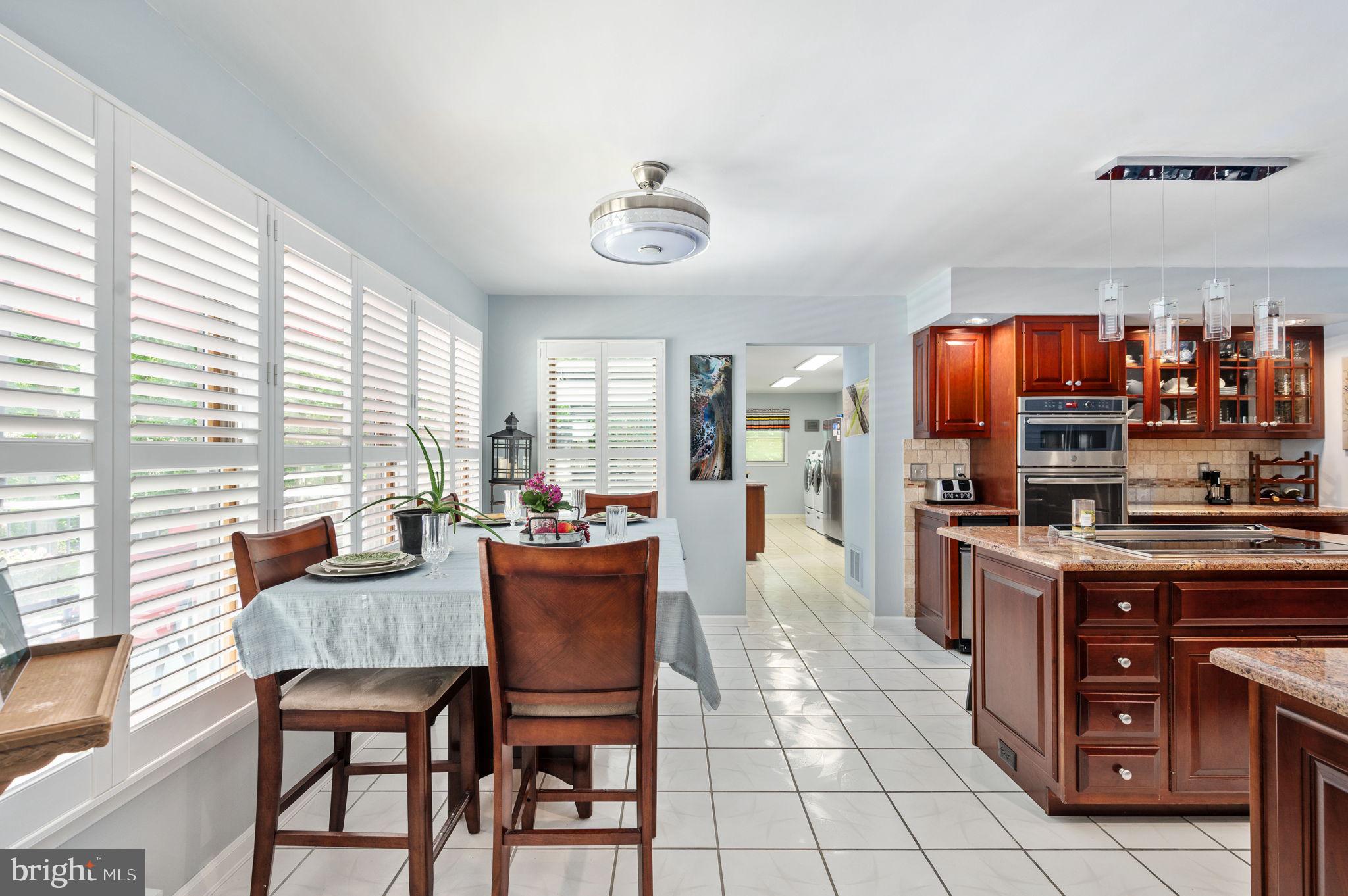 VALENTINE WOODS - Residential