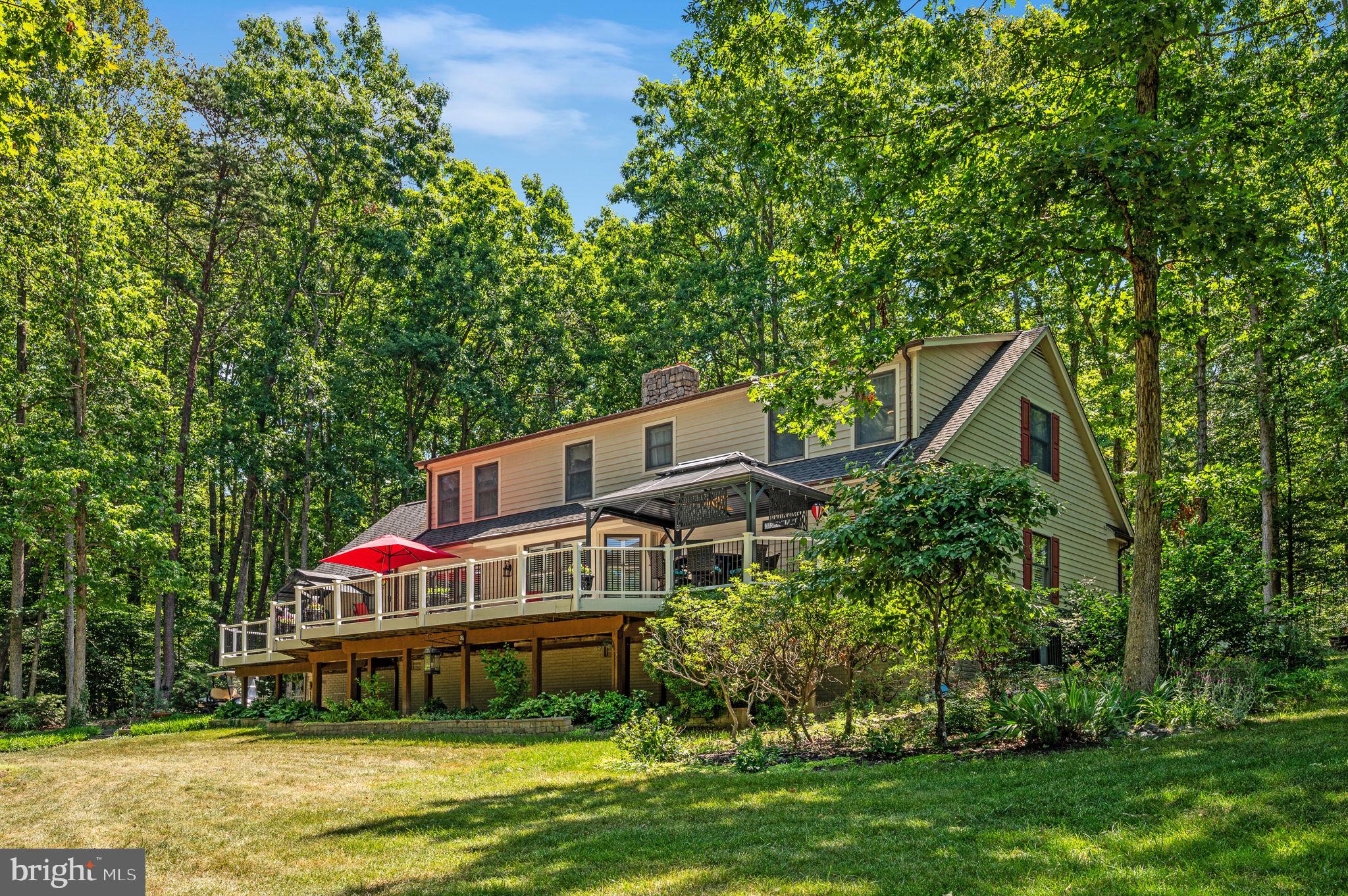 VALENTINE WOODS - Residential