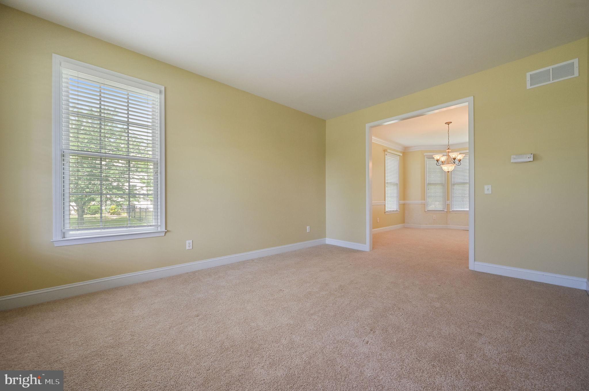 STEELES RIDGE - Residential Lease