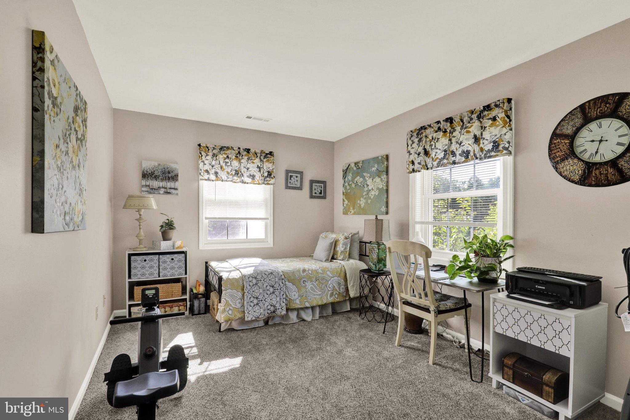 MIFFLIN WOODS - Residential