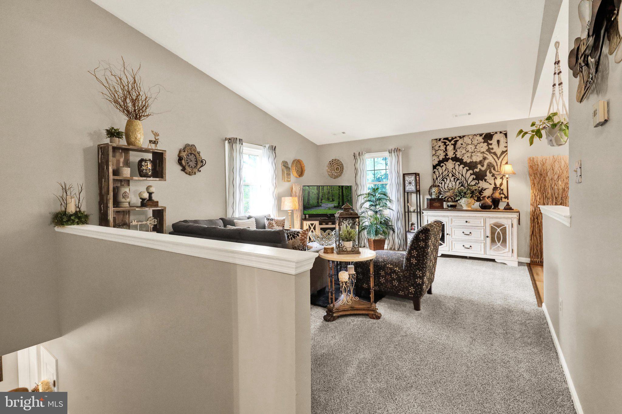 MIFFLIN WOODS - Residential