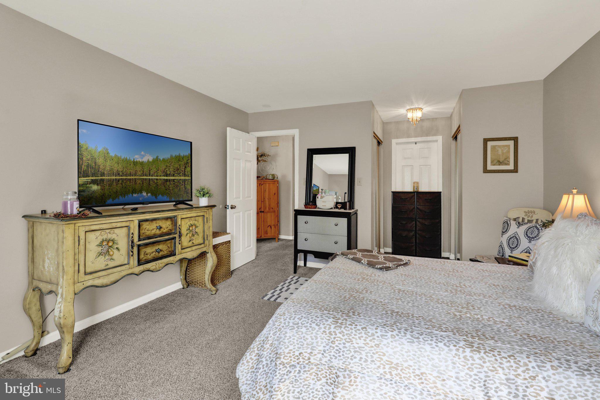 MIFFLIN WOODS - Residential