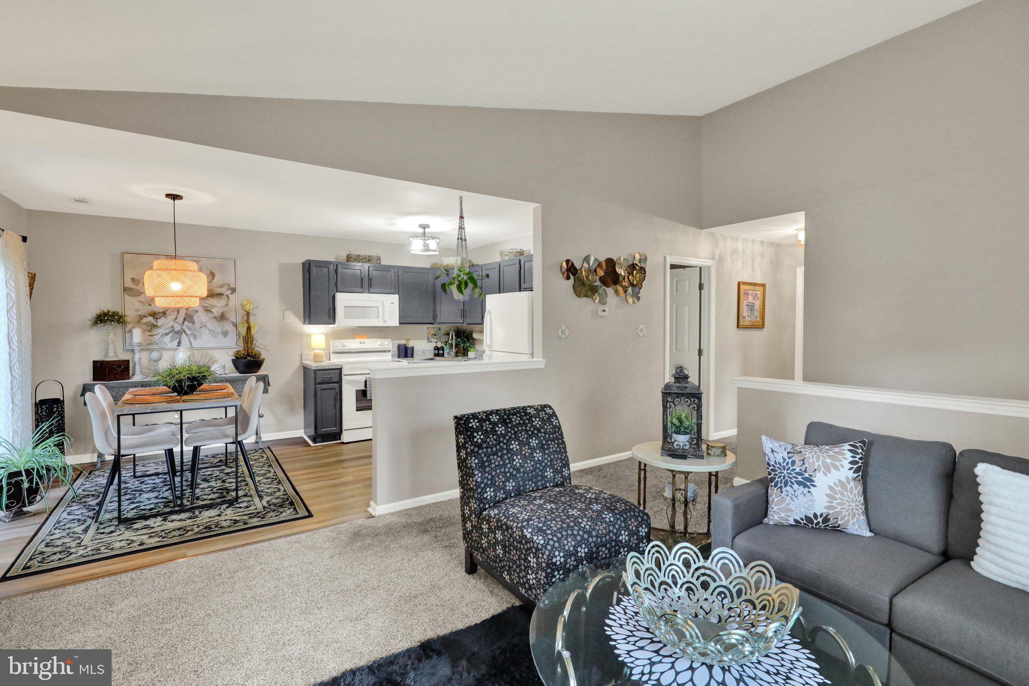 MIFFLIN WOODS - Residential