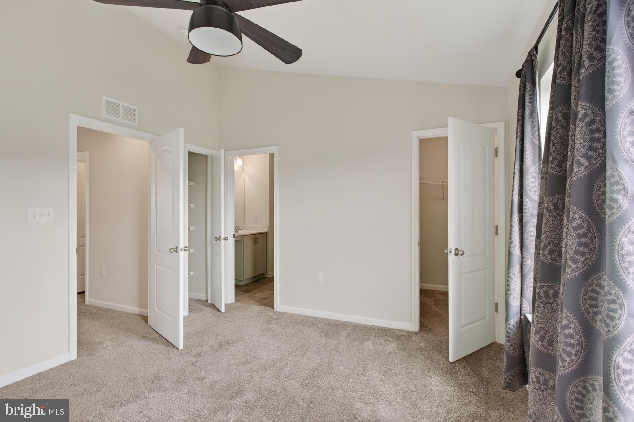ARCHERS ROCK - Residential