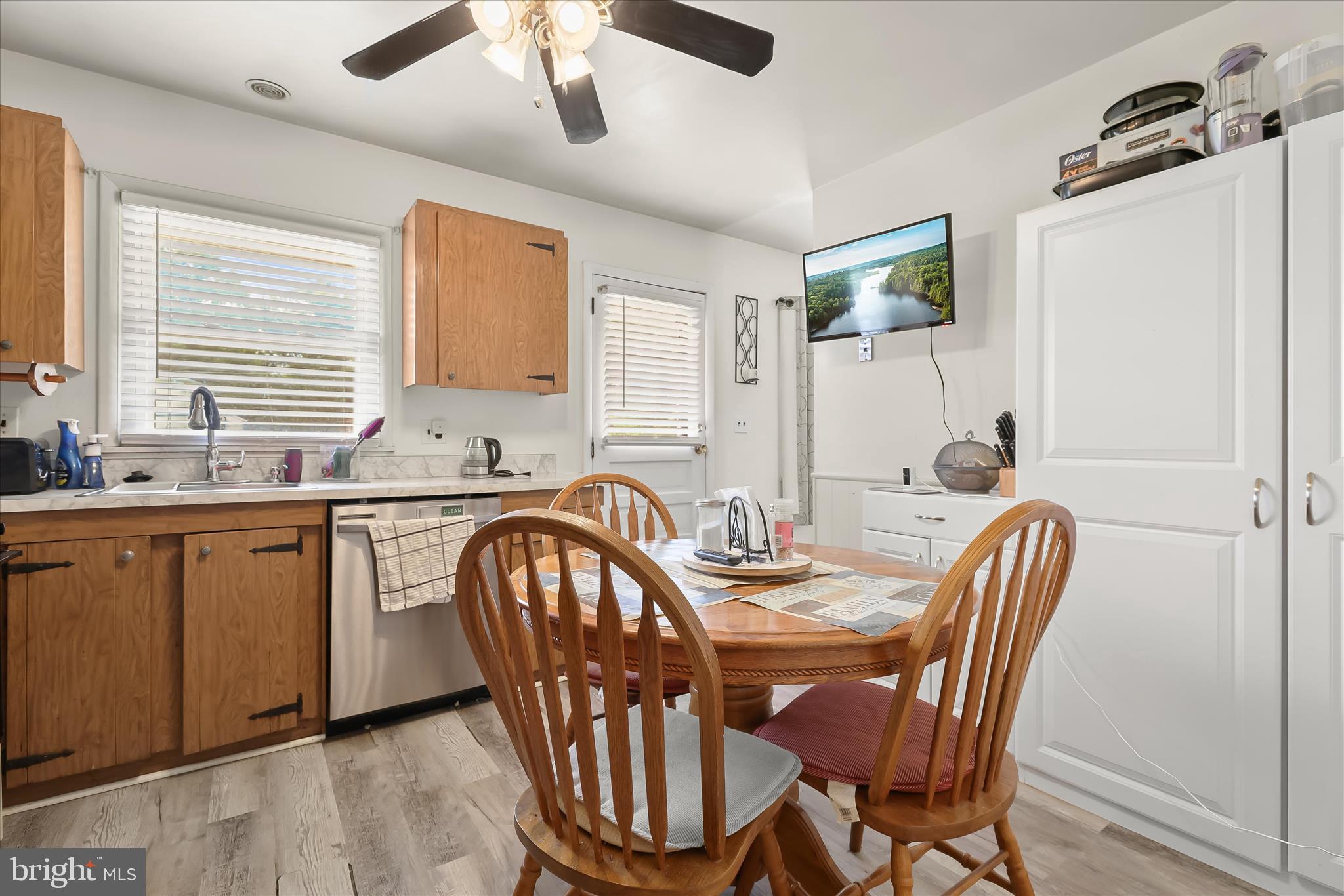 EDGE MEAD - Residential