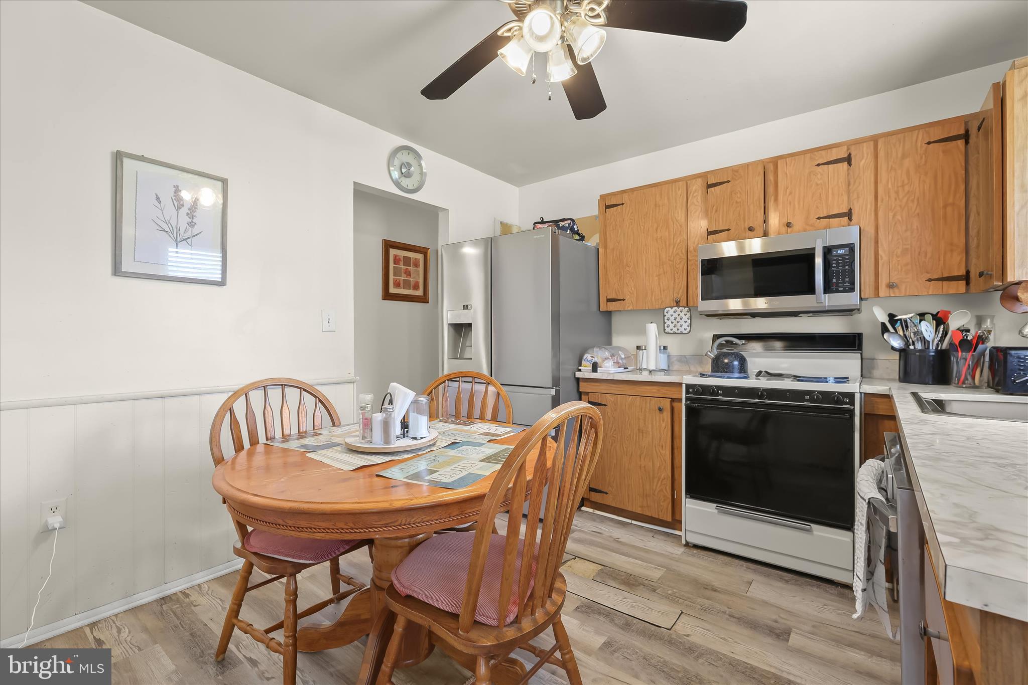 EDGE MEAD - Residential