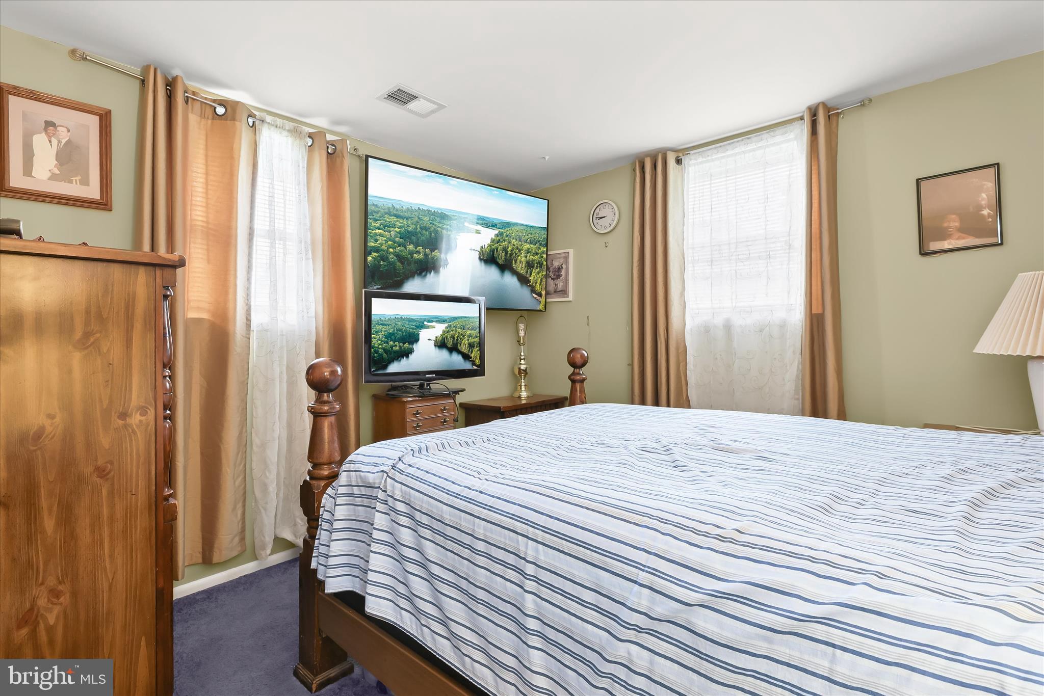EDGE MEAD - Residential