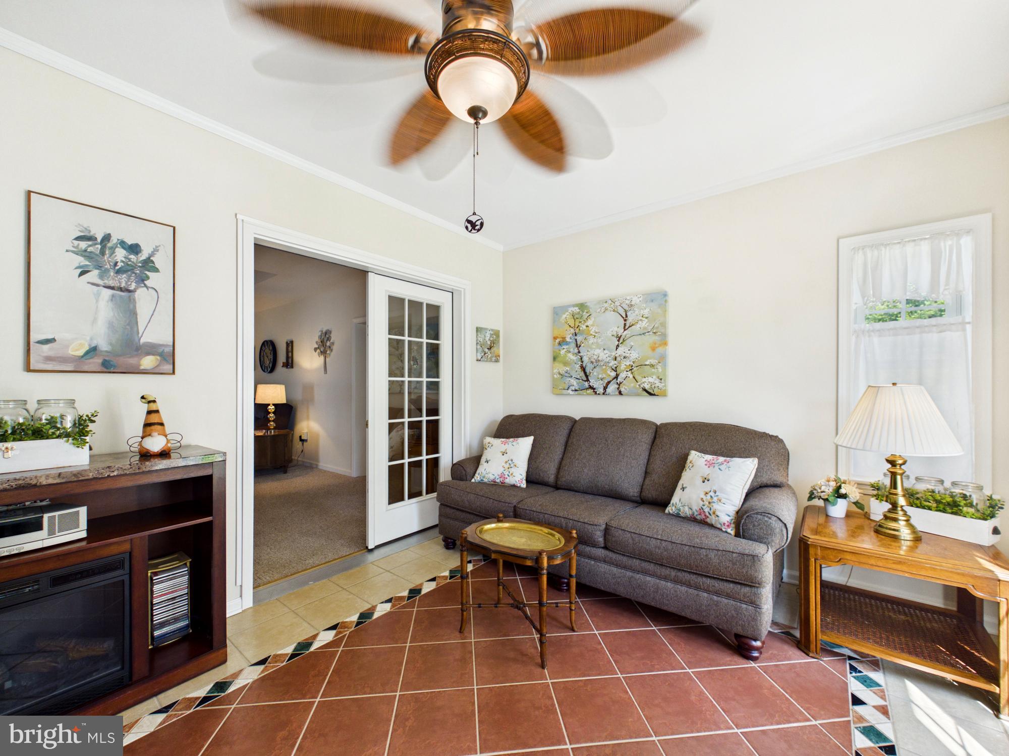 BREEDERS CROWN FARM - Residential