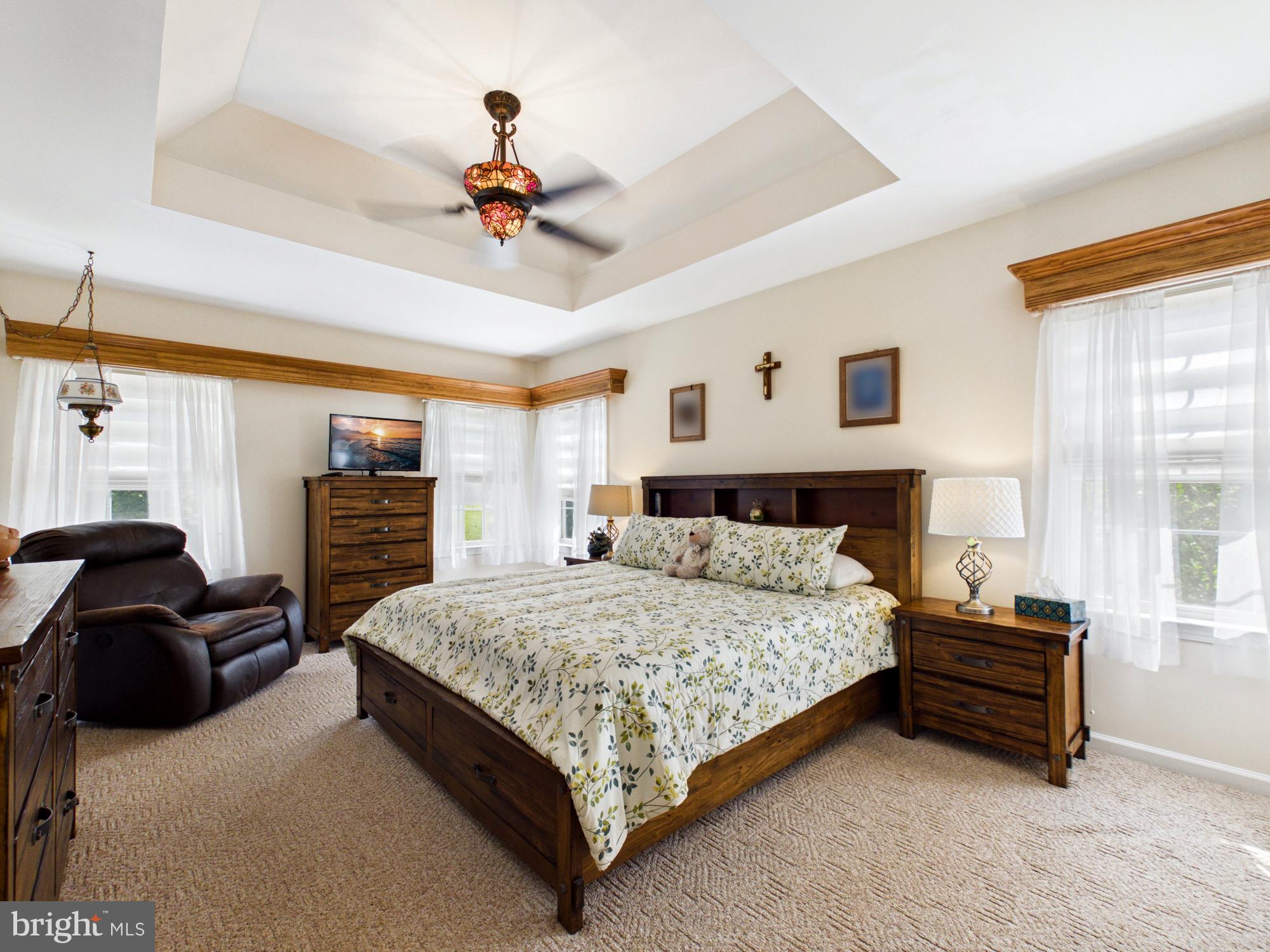 BREEDERS CROWN FARM - Residential