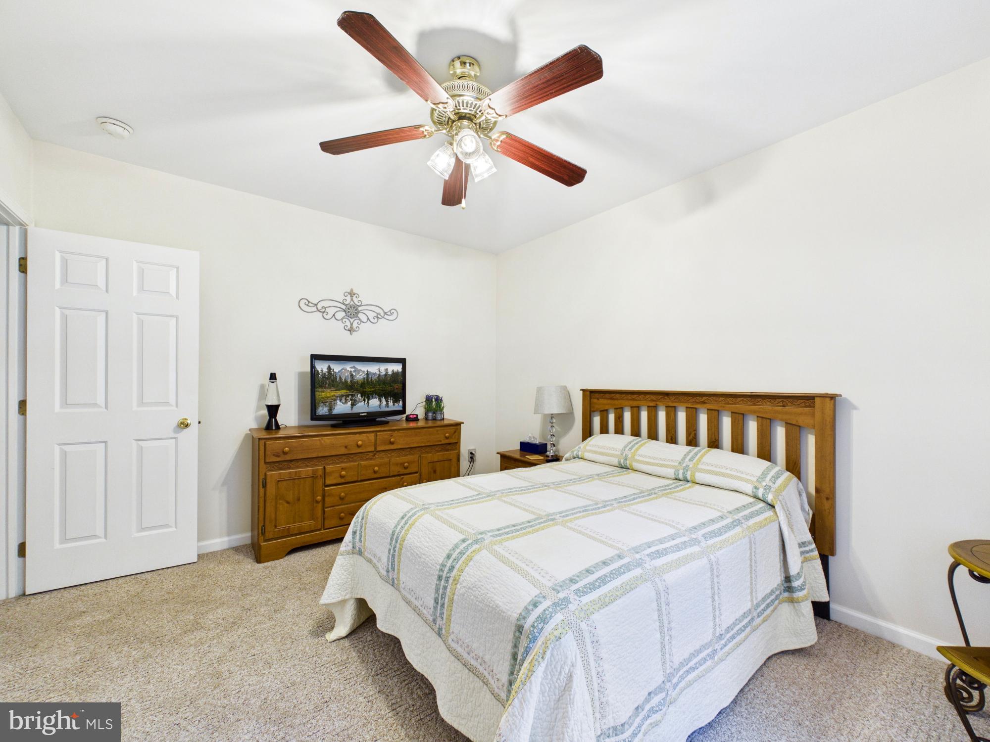 BREEDERS CROWN FARM - Residential