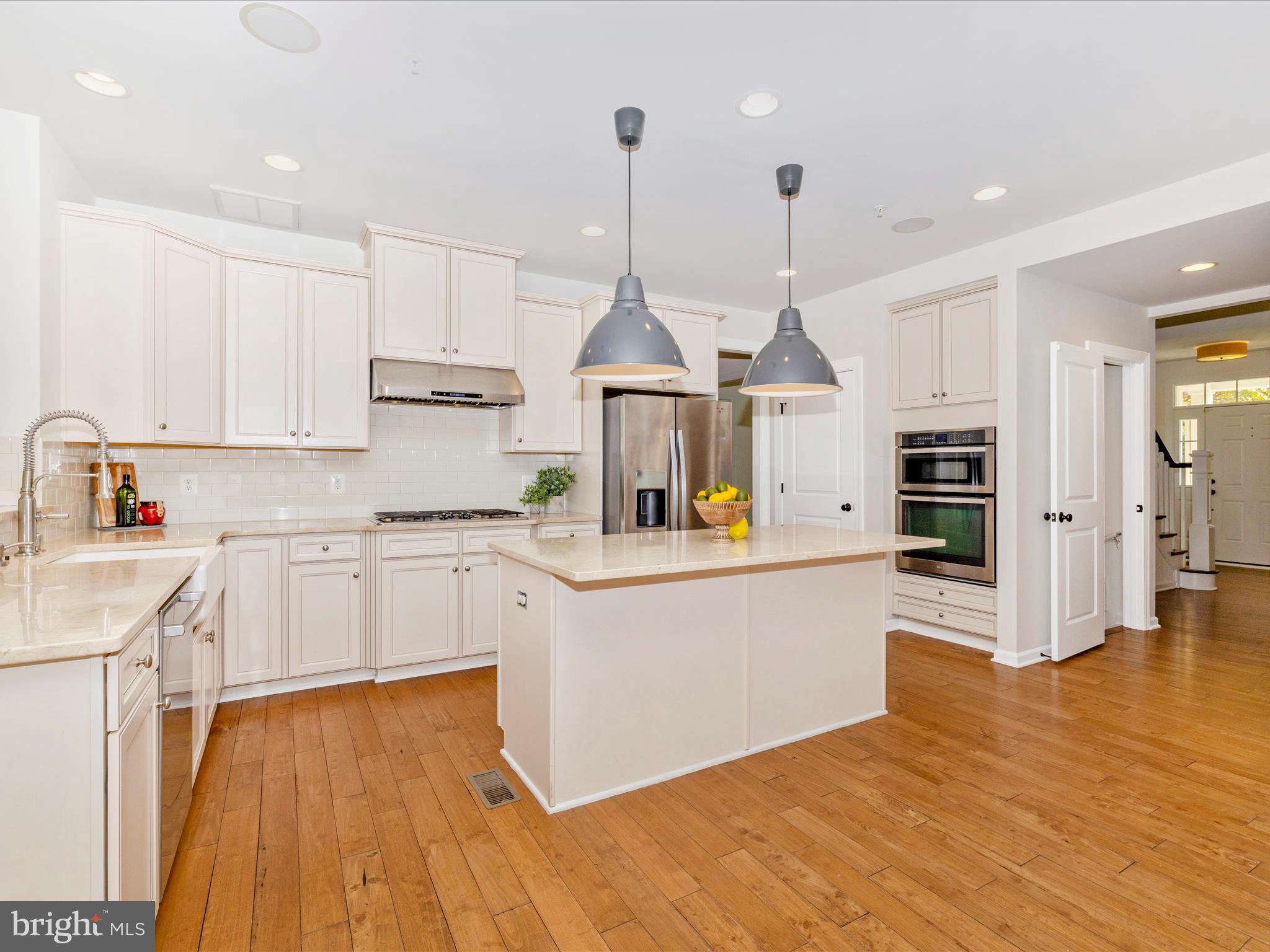 HALLMAN GROVE - Residential