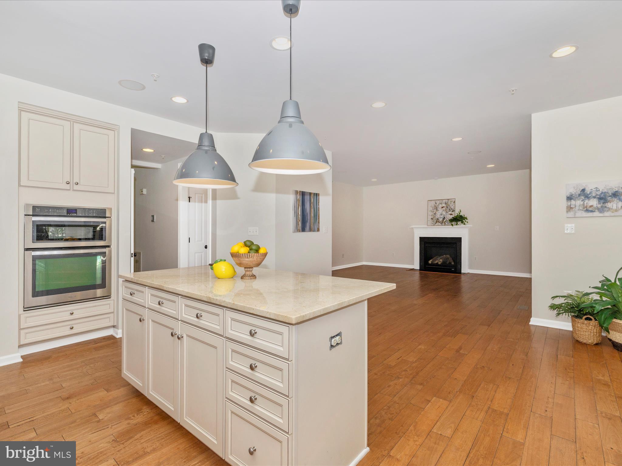HALLMAN GROVE - Residential