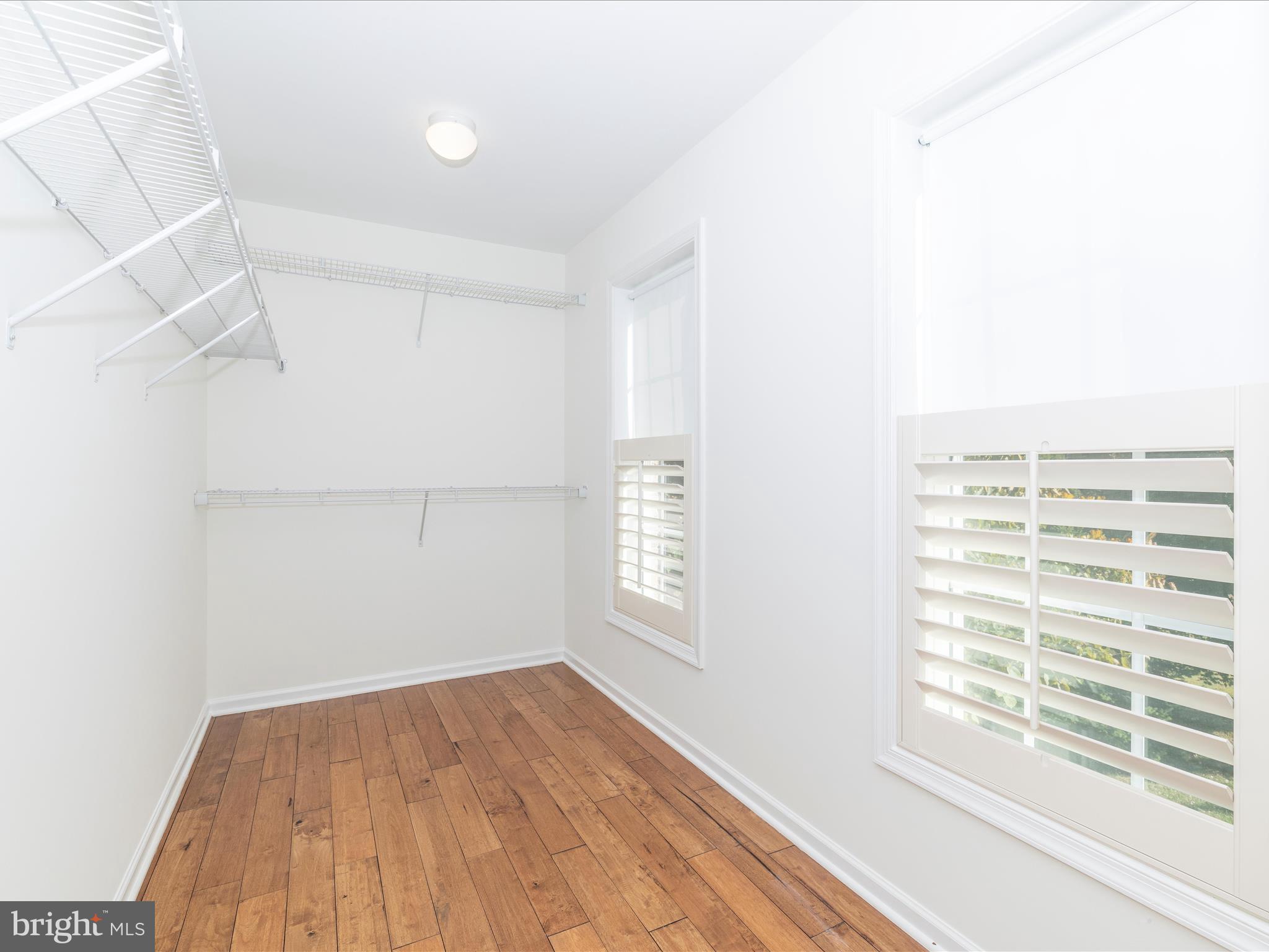 HALLMAN GROVE - Residential