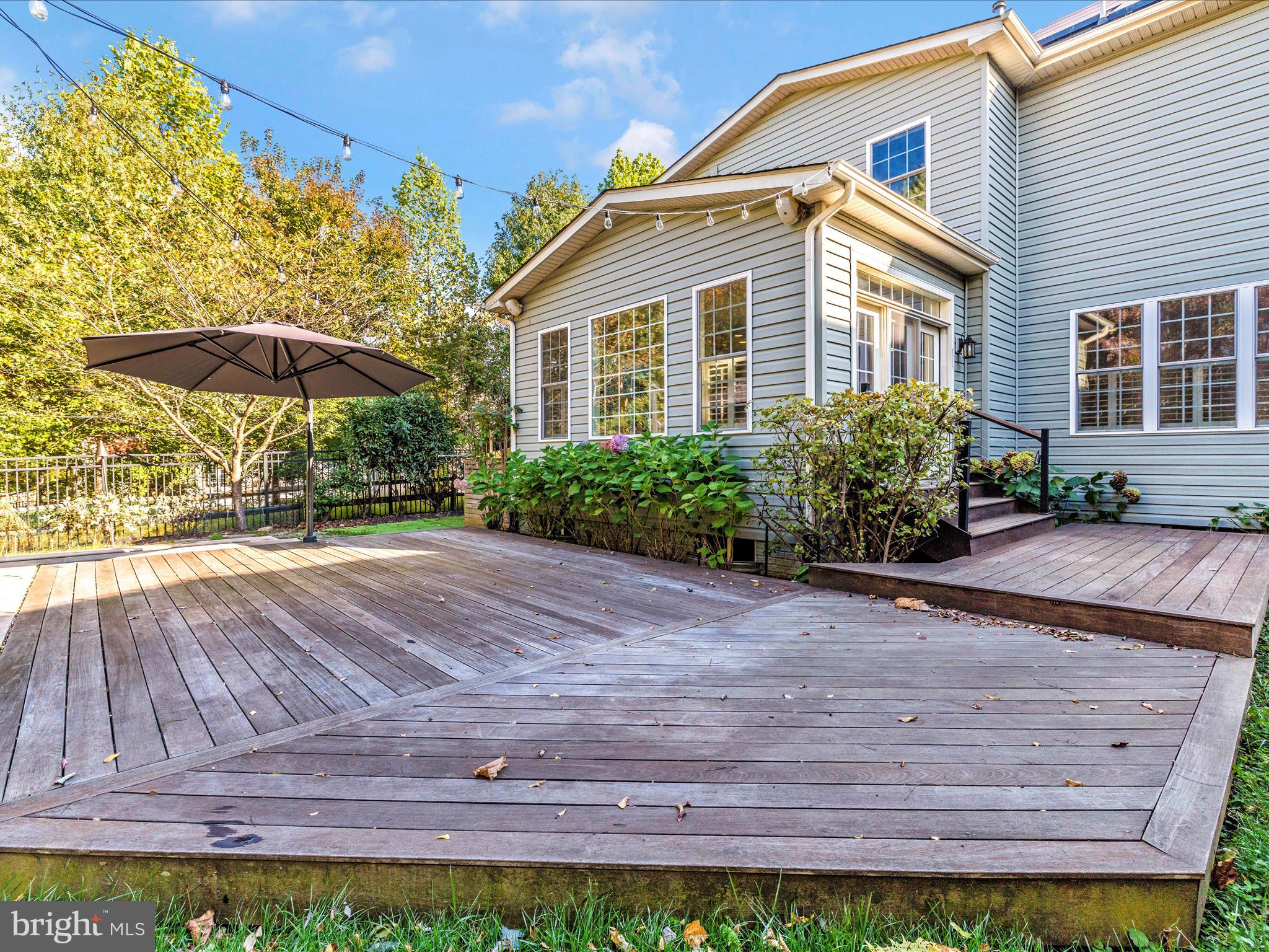 HALLMAN GROVE - Residential