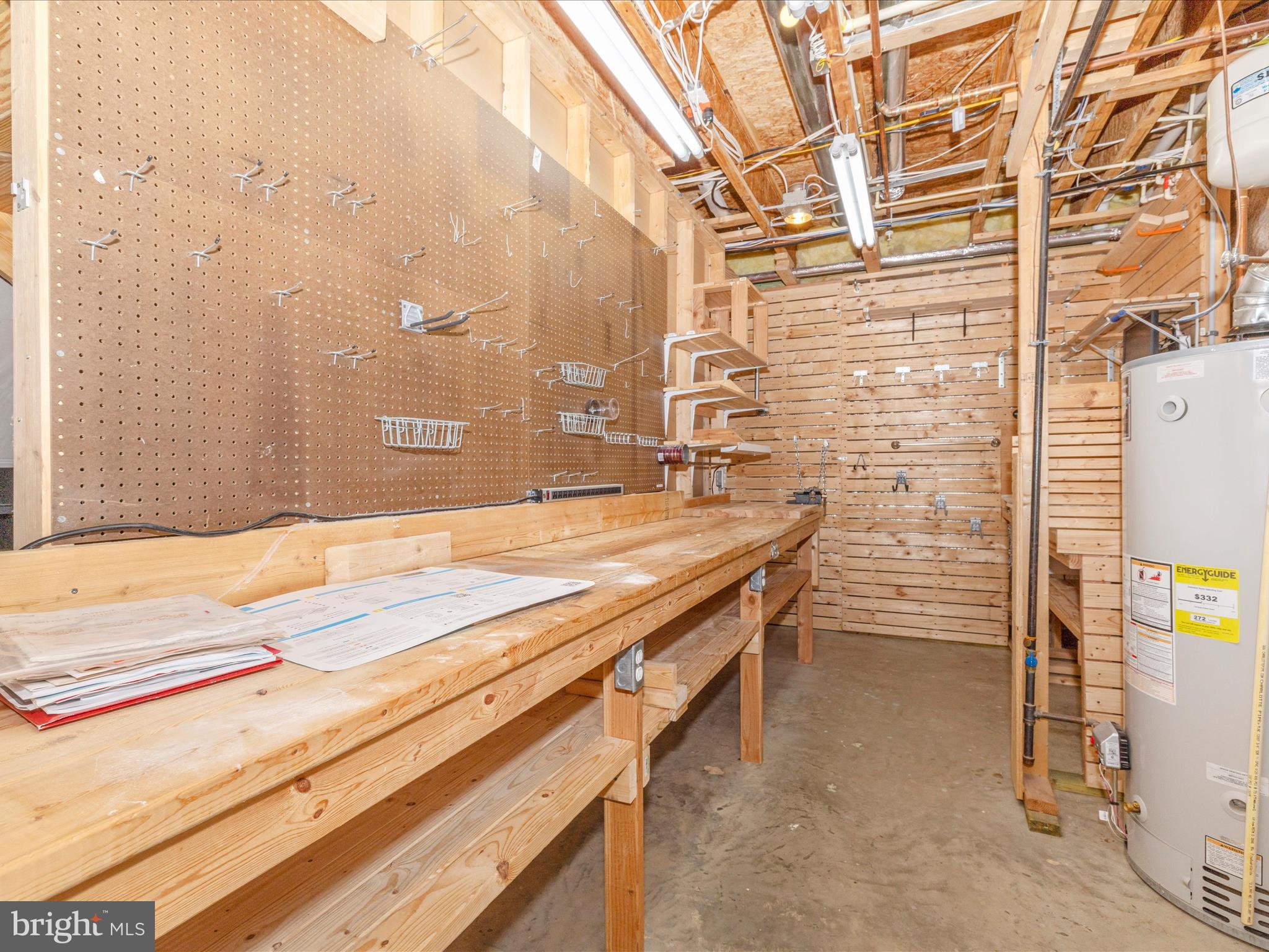 HALLMAN GROVE - Residential