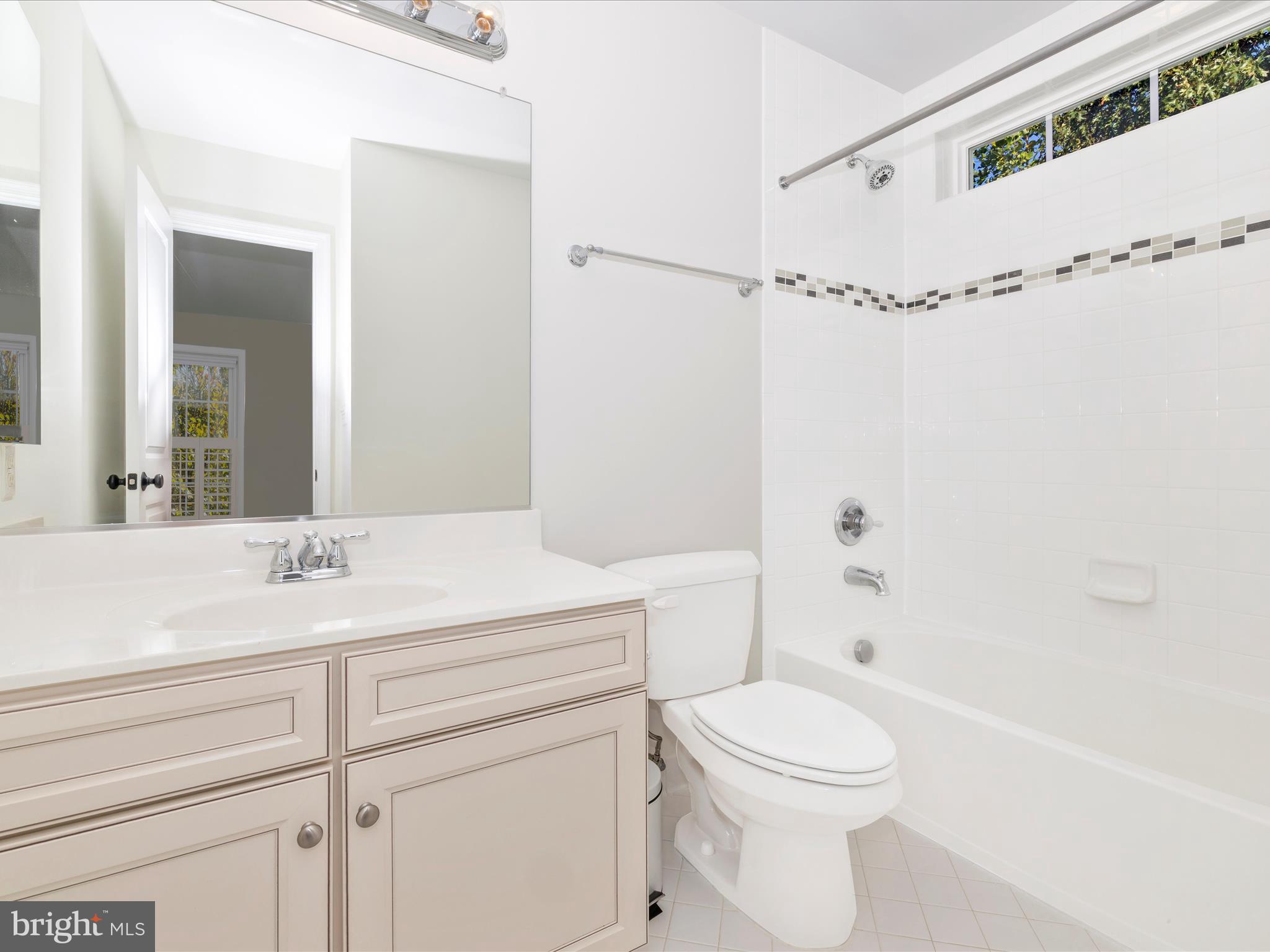 HALLMAN GROVE - Residential