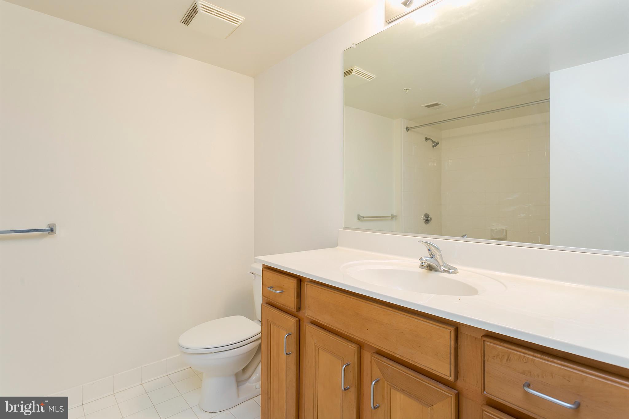 INNER HARBOR - Residential Lease