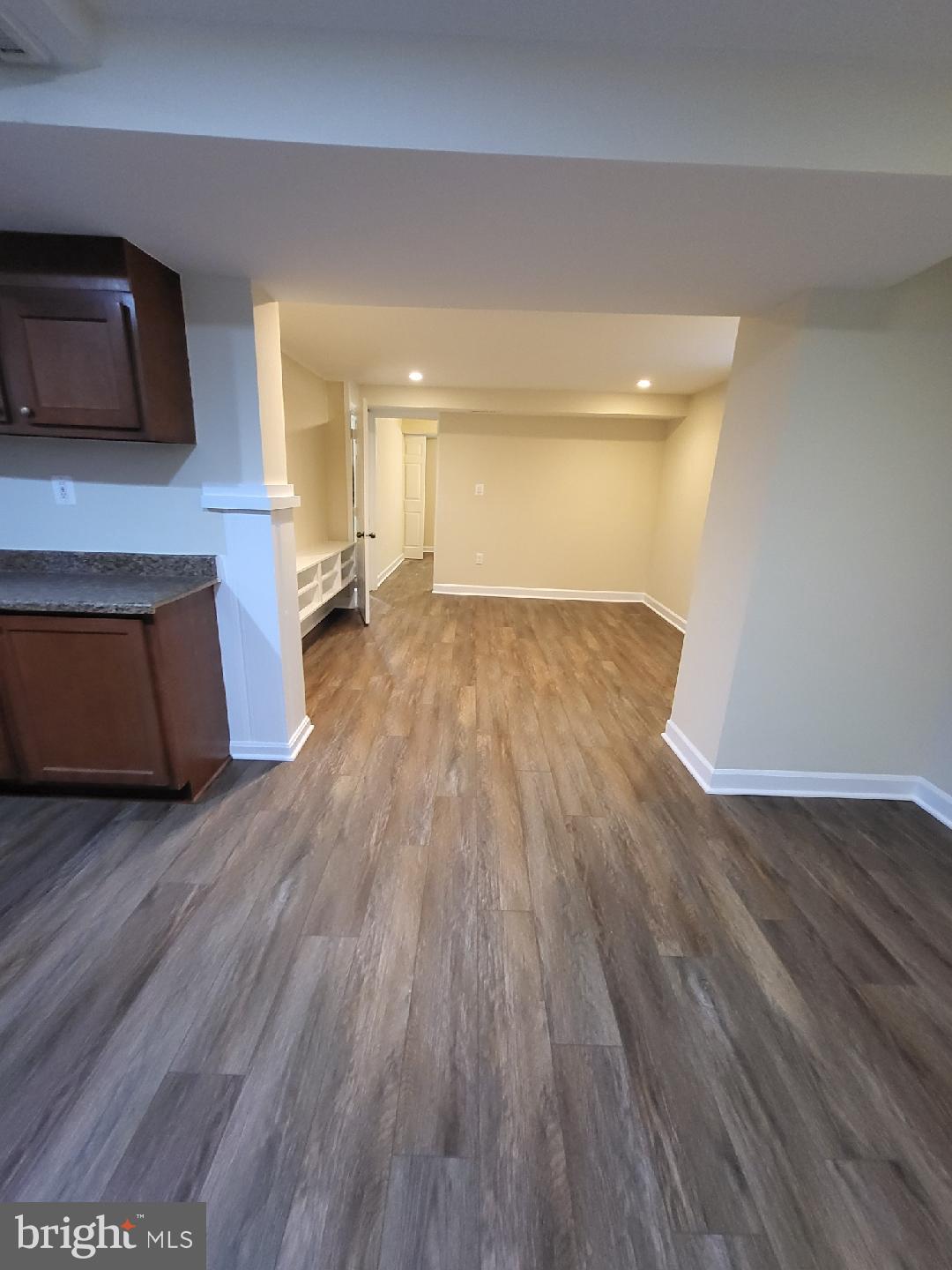 ADELPHI MANOR - Residential Lease