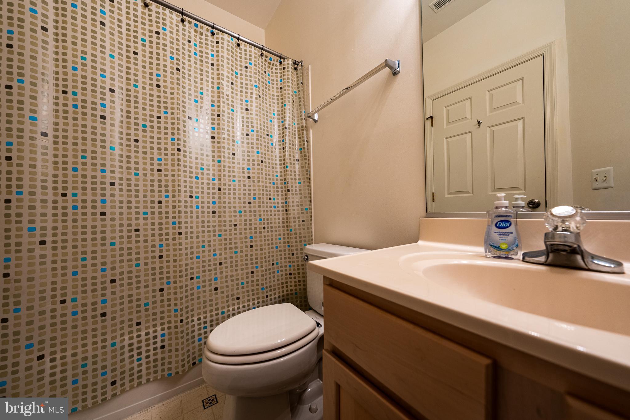 HOLLINGTON - Residential