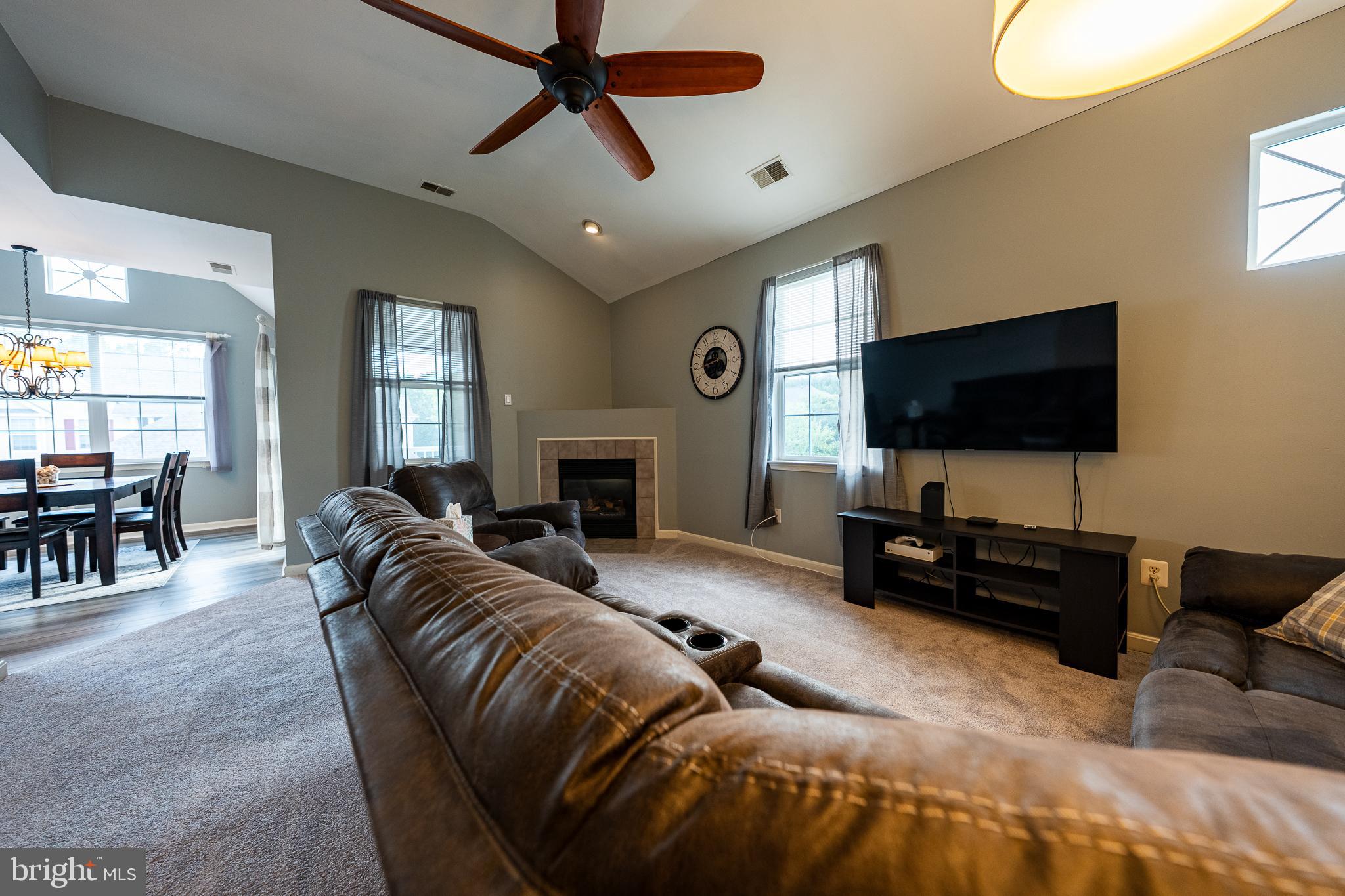 HOLLINGTON - Residential
