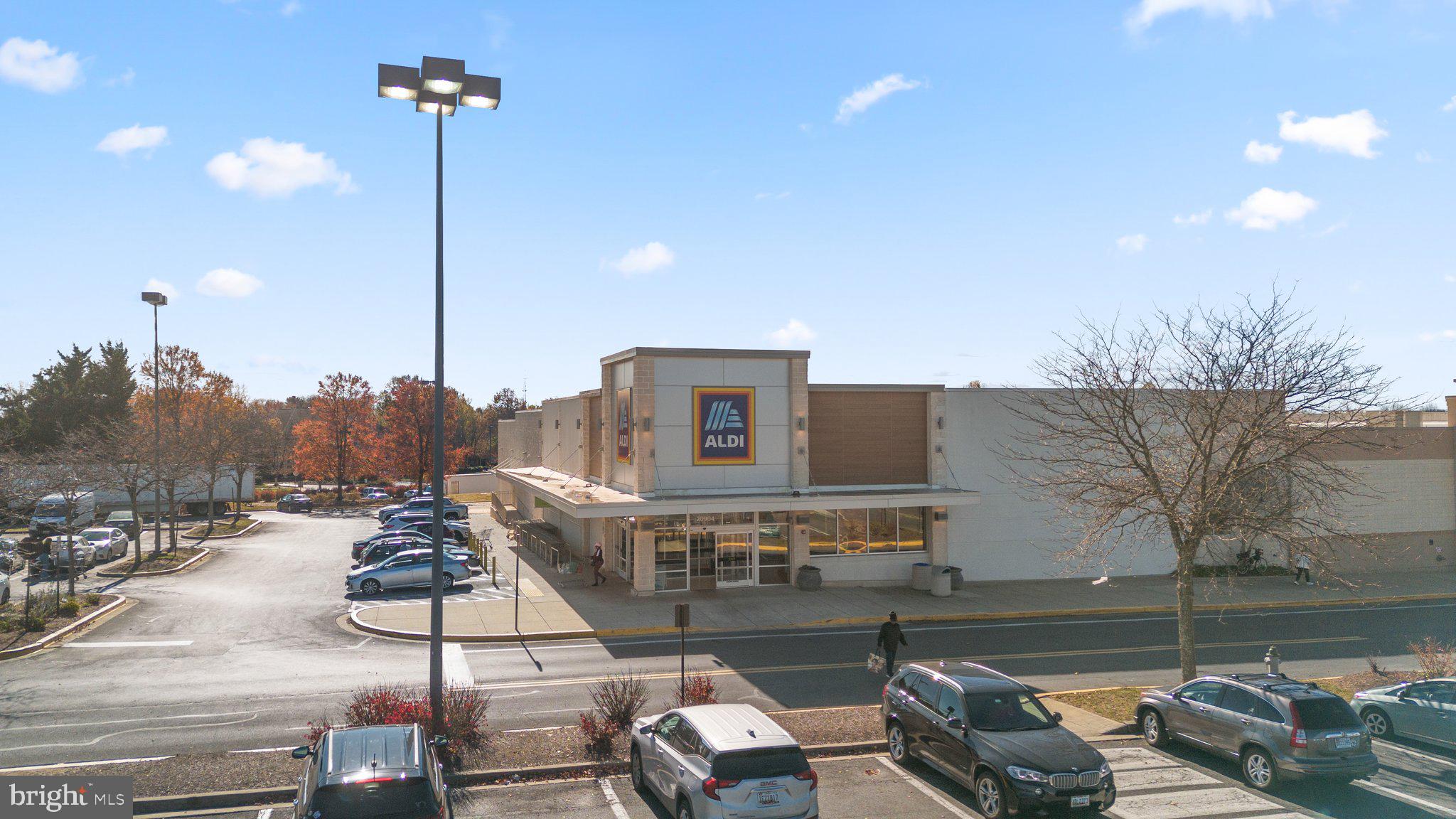 AMBER RIDGE AT MILESTONE - Residential