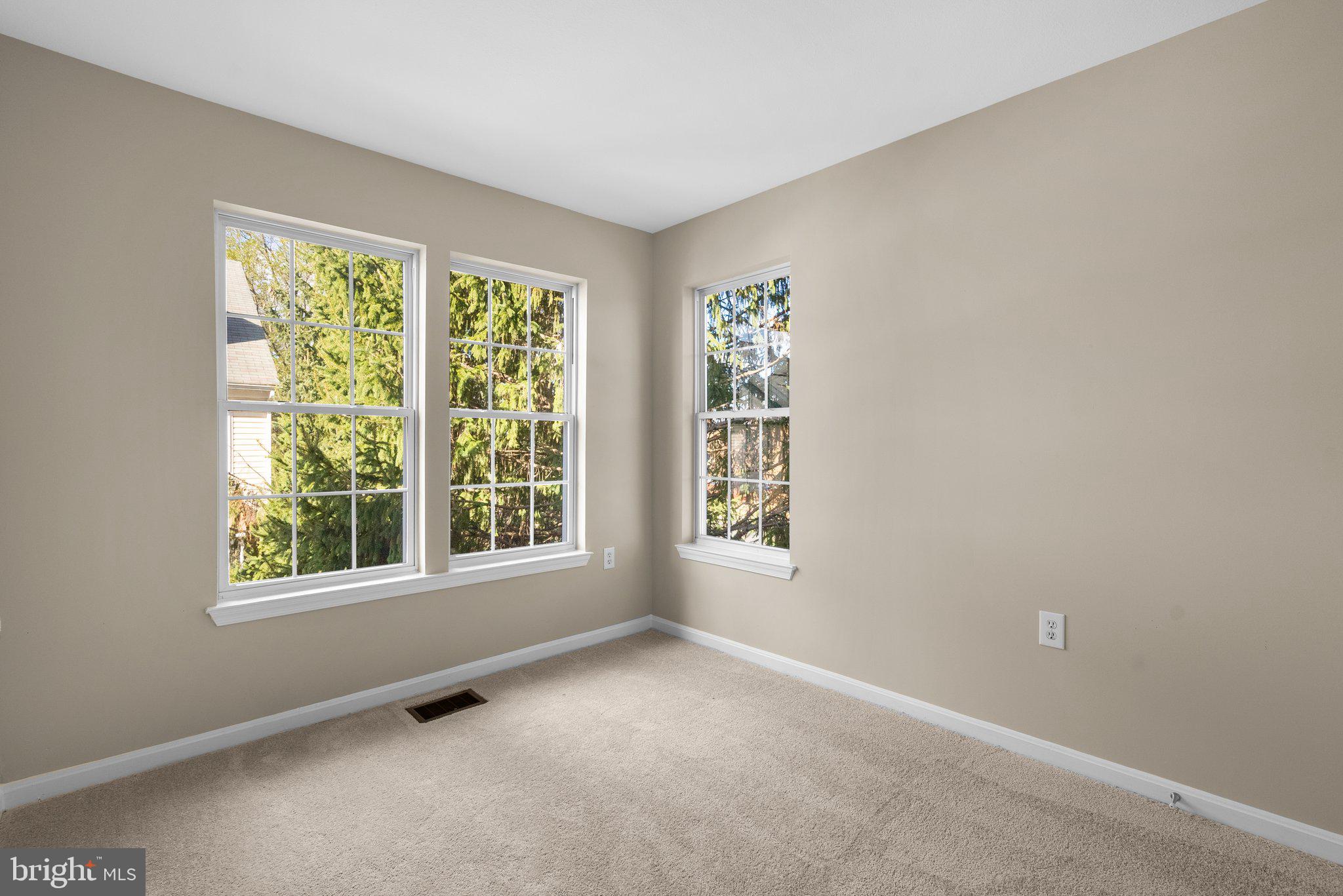 AMBER RIDGE AT MILESTONE - Residential