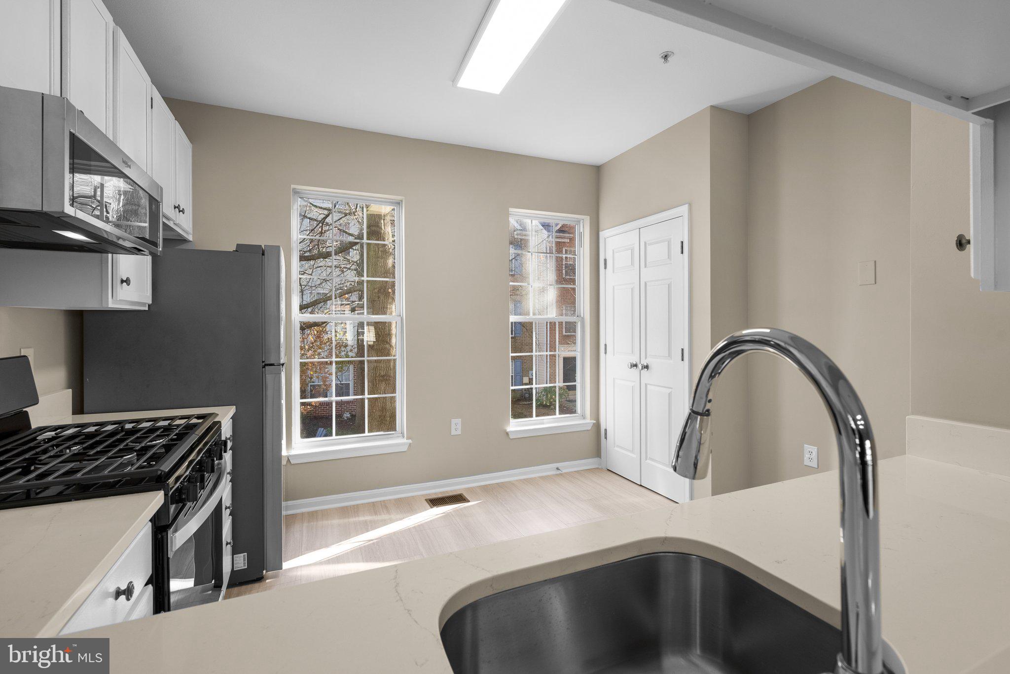 AMBER RIDGE AT MILESTONE - Residential