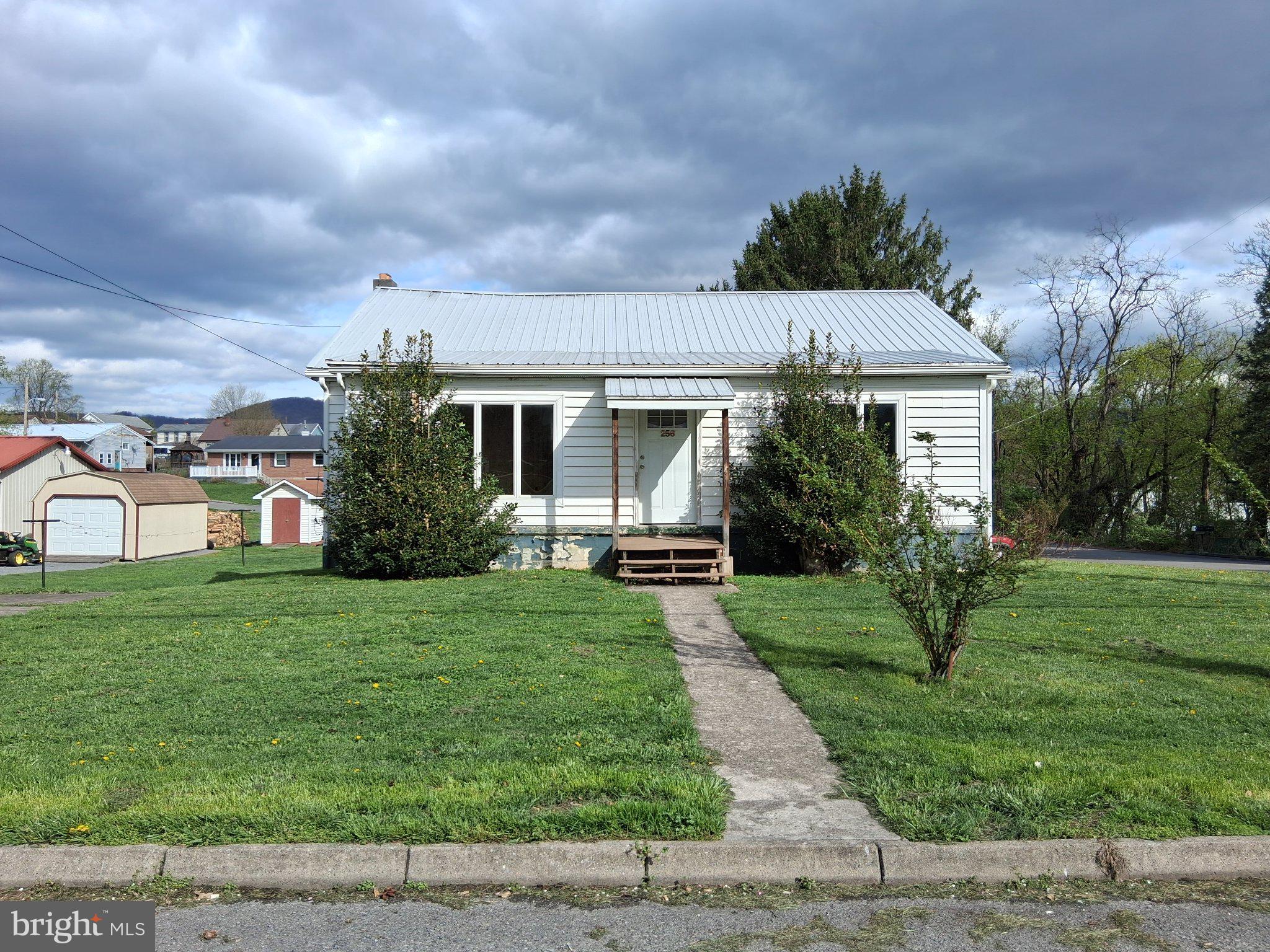 MAPLESIDE - Residential