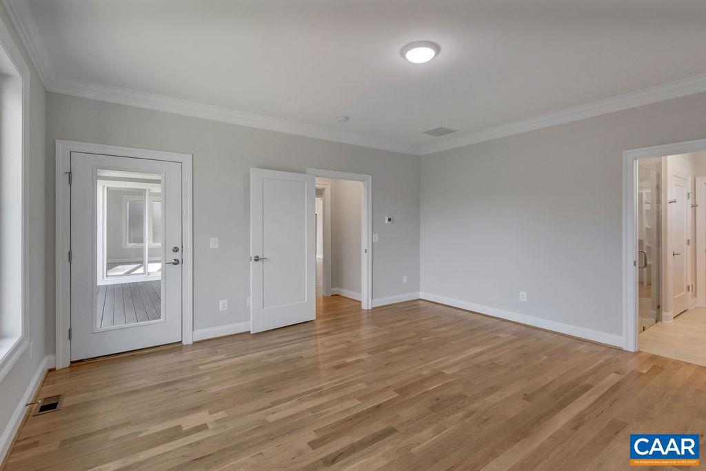 SPRING CREEK - Residential