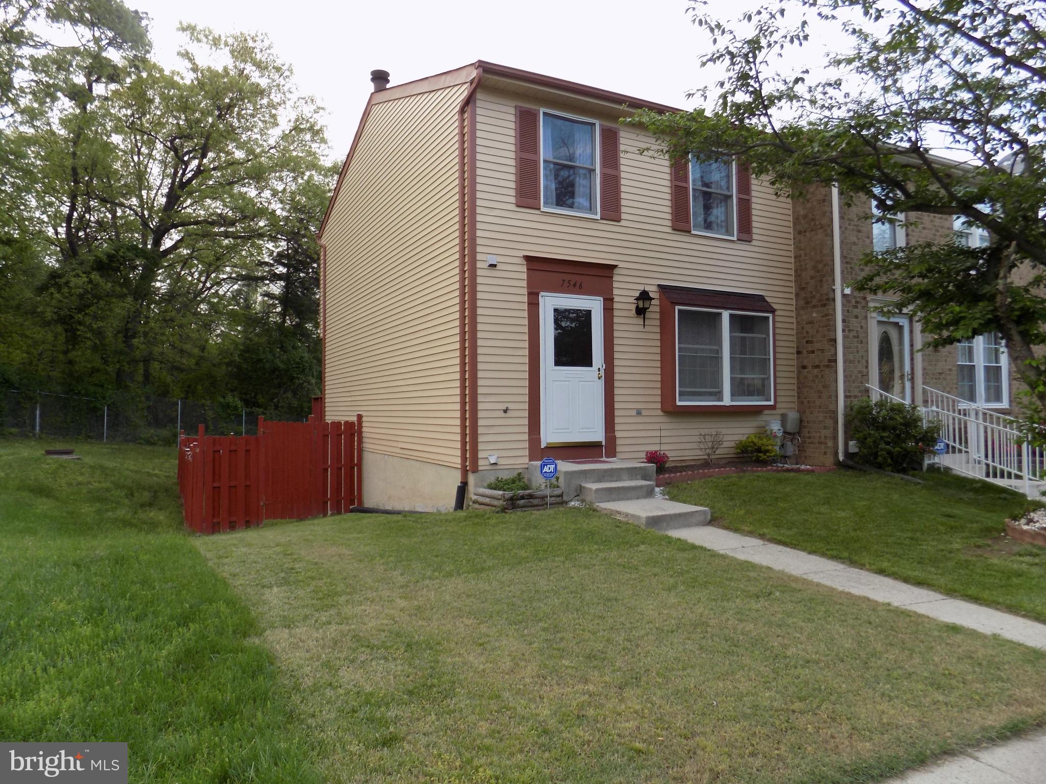 WOODS EDGE TOWNHOME CONDOMINIUMS - Residential