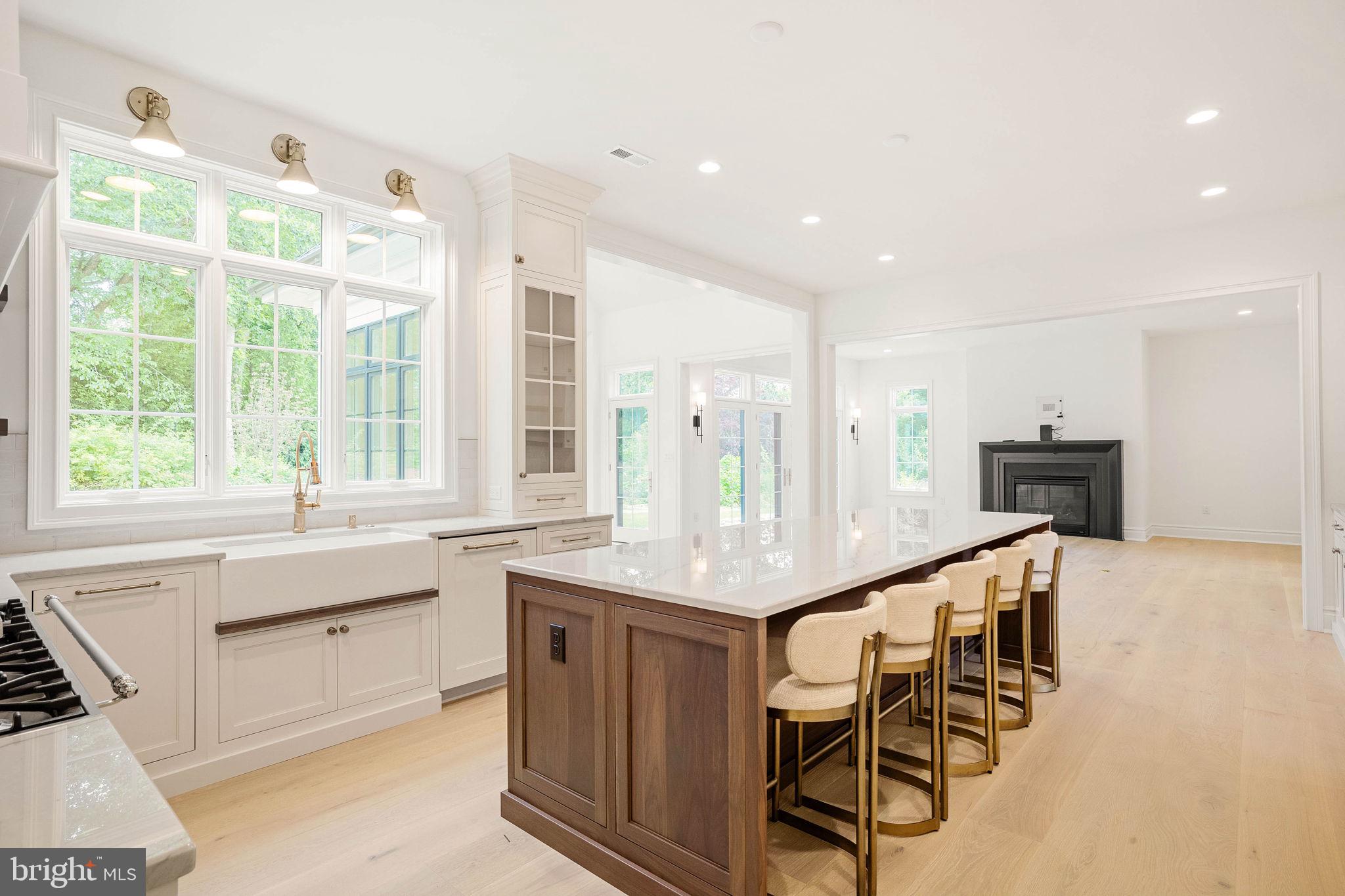BRYN MAWR - Residential