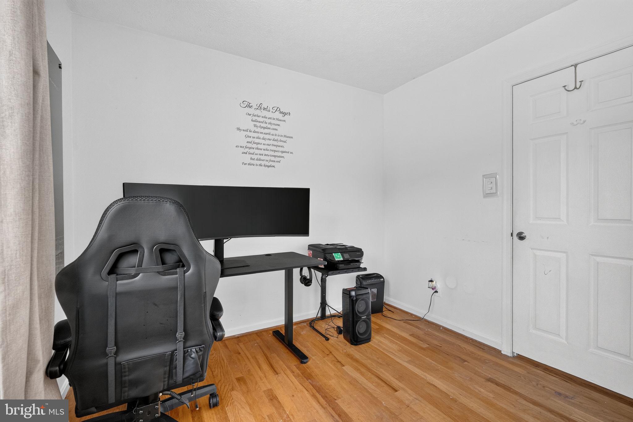 FOREST KNOLLS - Residential