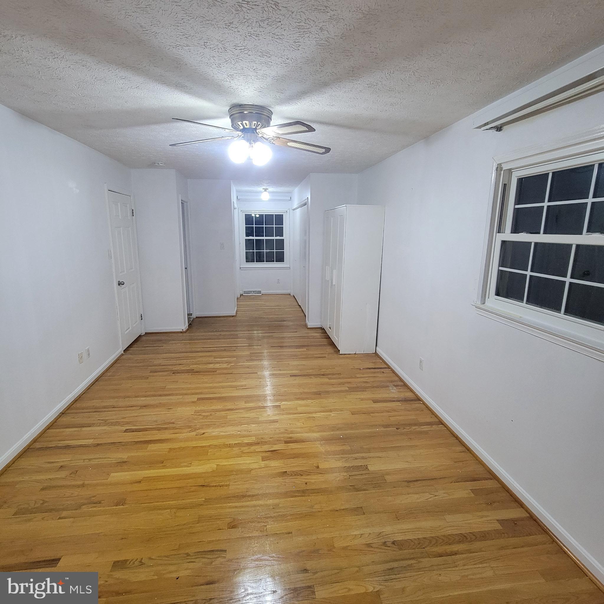 FOREST KNOLLS - Residential