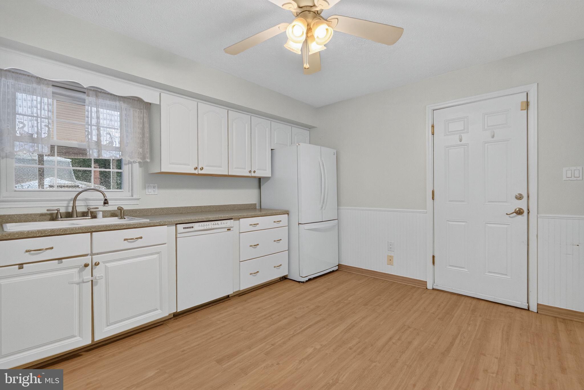 FOREST KNOLLS - Residential