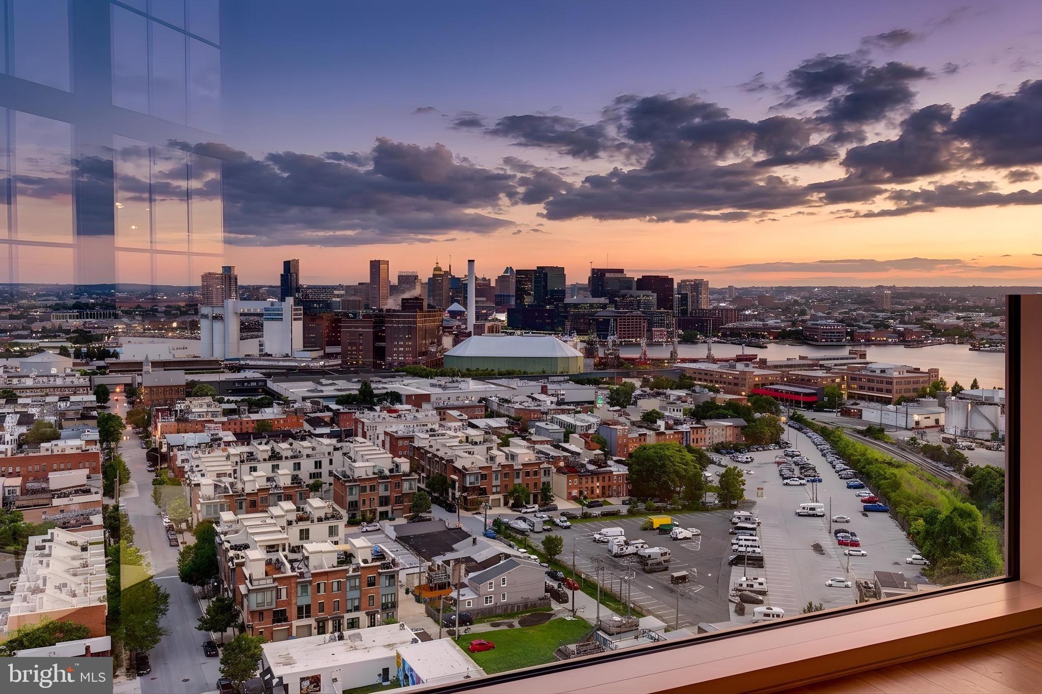 LOCUST POINT - Residential