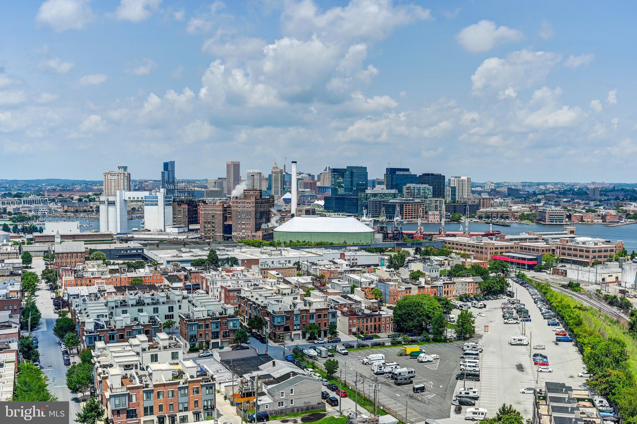 LOCUST POINT - Residential