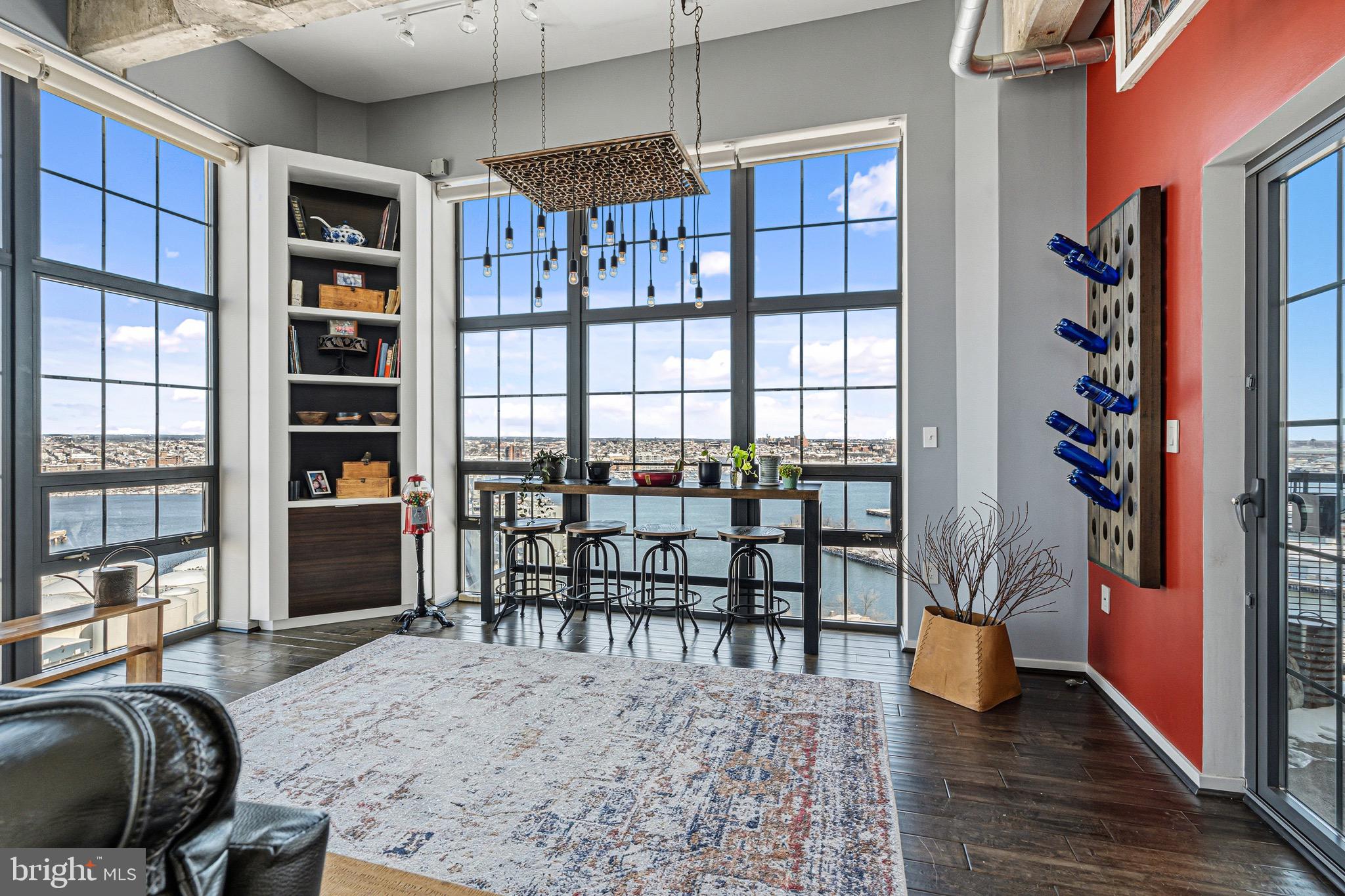 LOCUST POINT - Residential