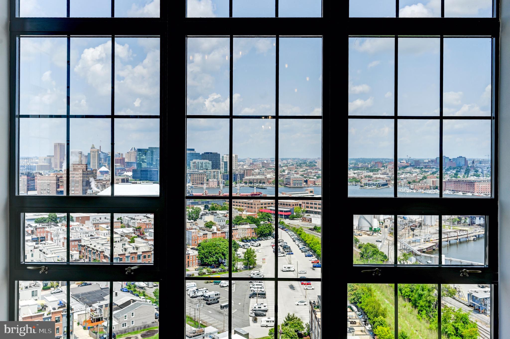 LOCUST POINT - Residential