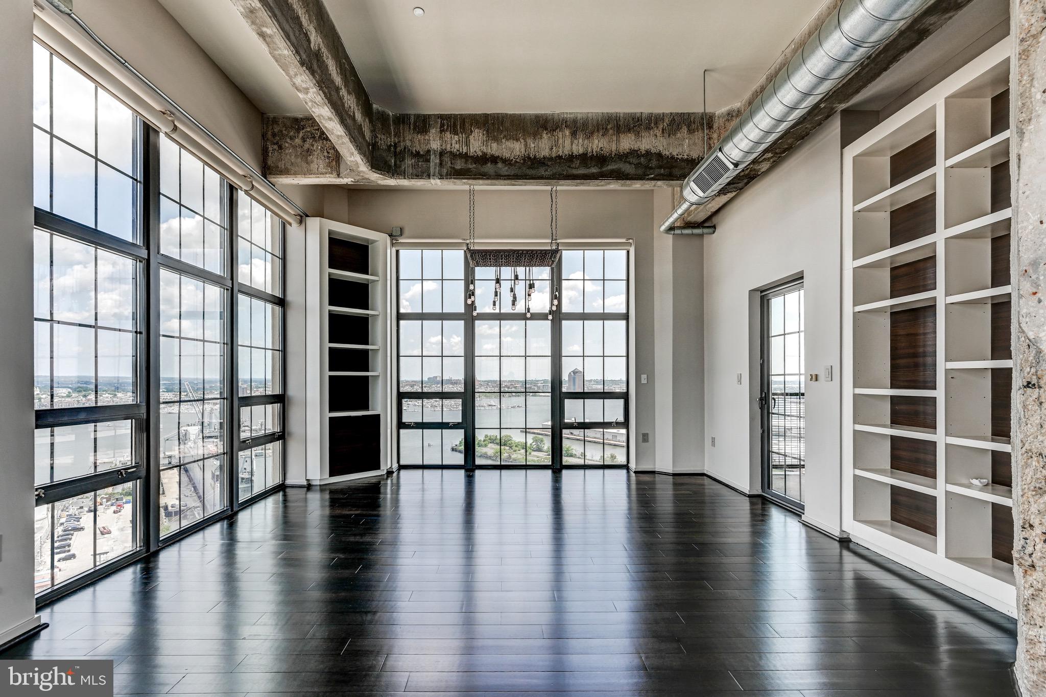 LOCUST POINT - Residential