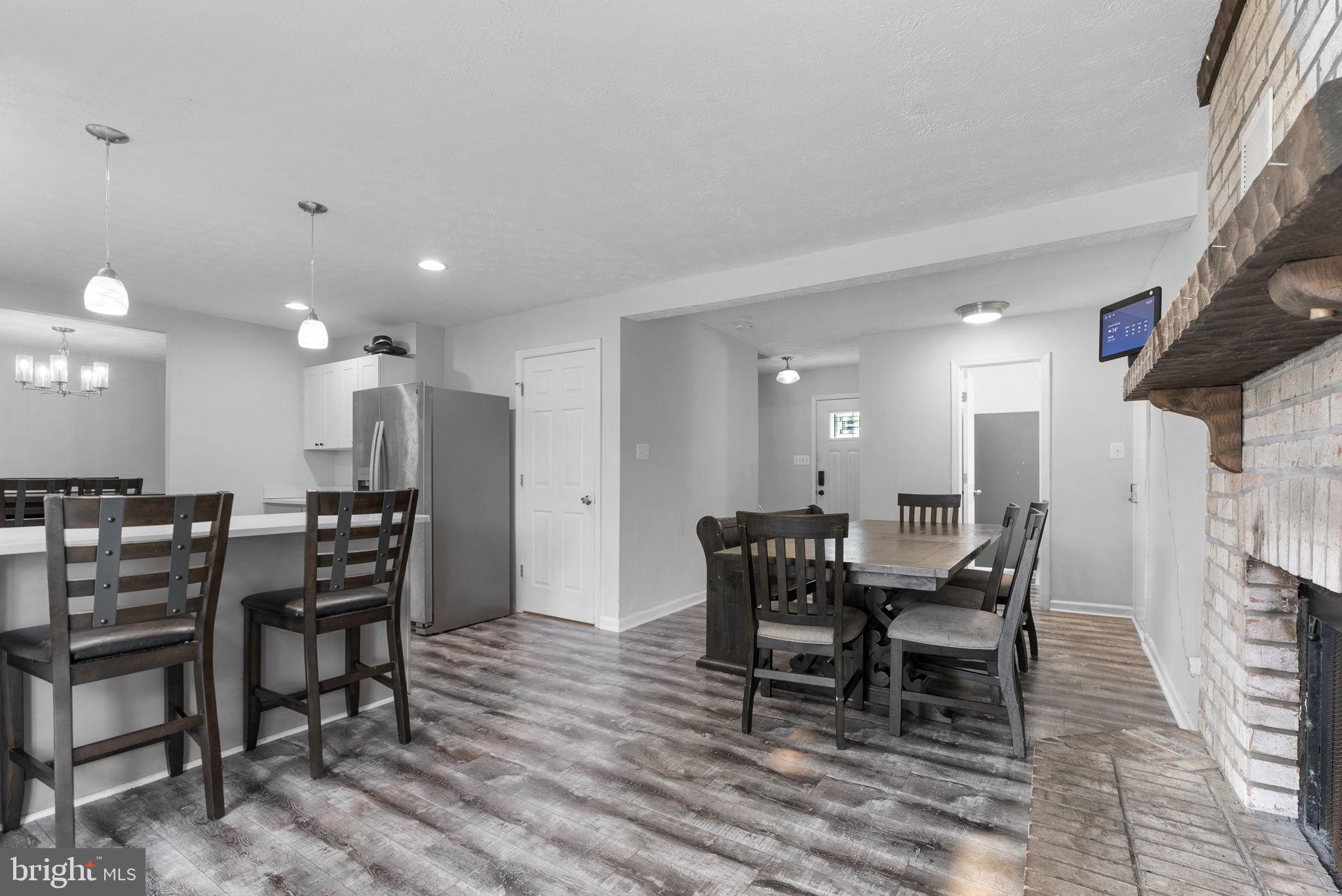 HILLCREST ORCHARDS - Residential